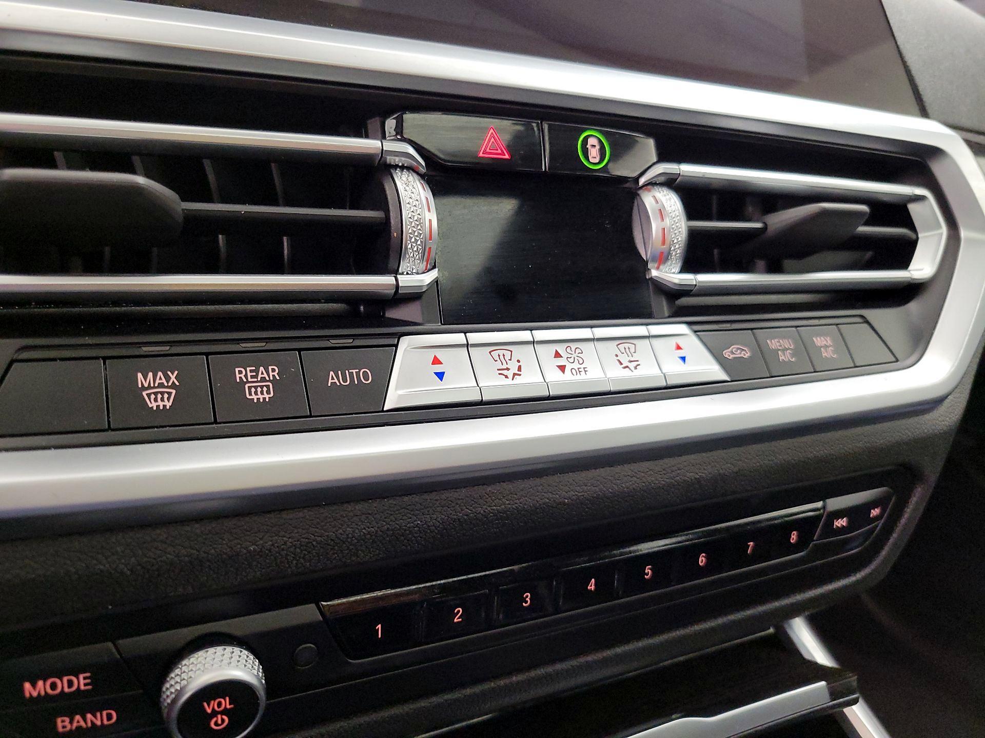 Thumbnail: 2022 BMW 3 Series - 17