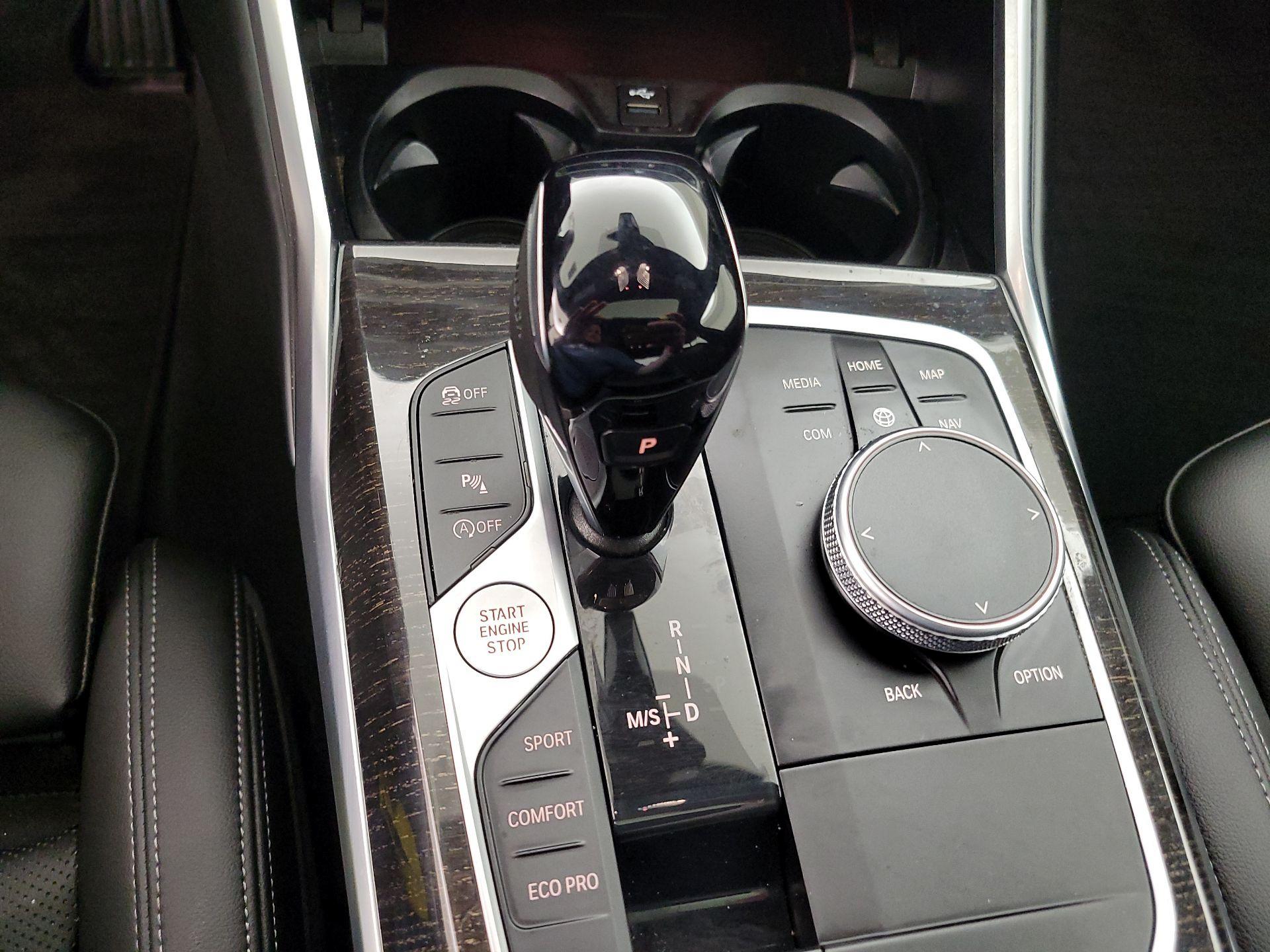 Thumbnail: 2022 BMW 3 Series - 18