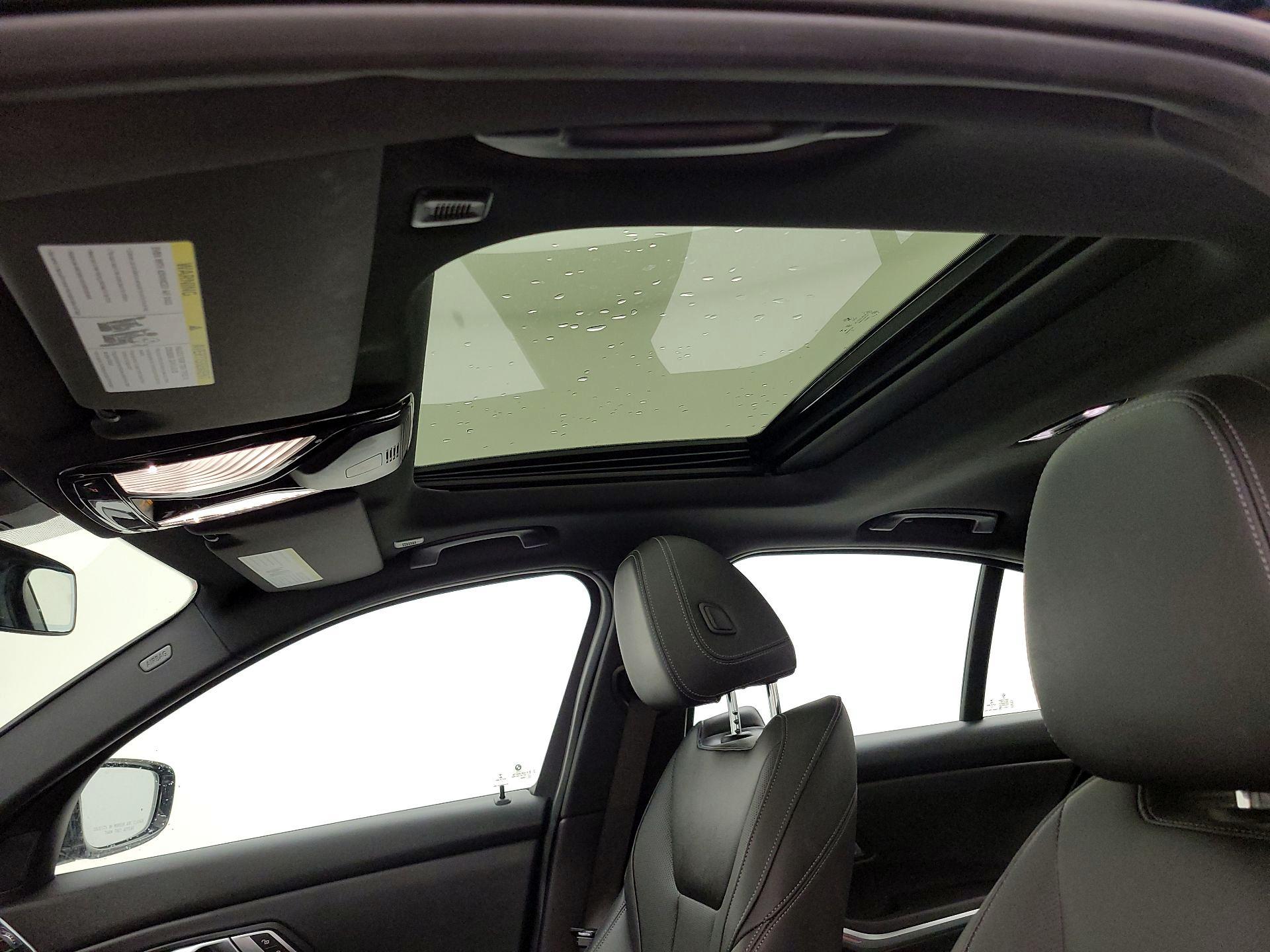 Thumbnail: 2022 BMW 3 Series - 20