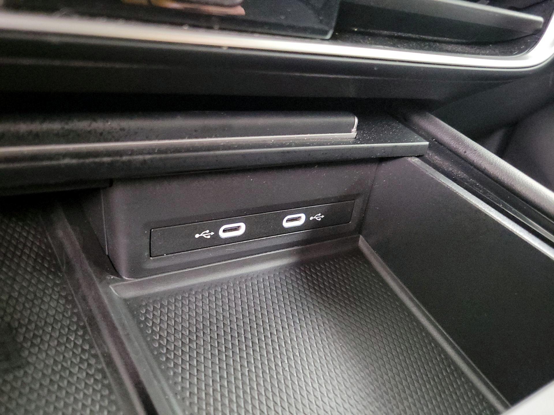 Thumbnail: 2024 Volkswagen Atlas - 18