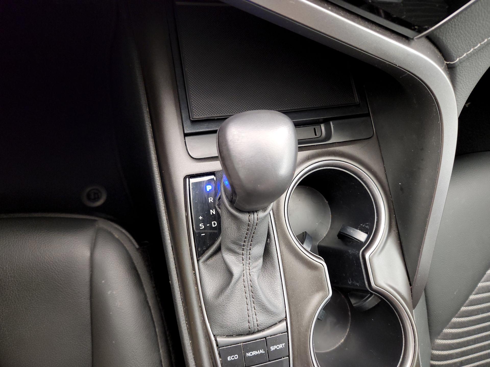 Thumbnail: 2024 Toyota Camry - 17