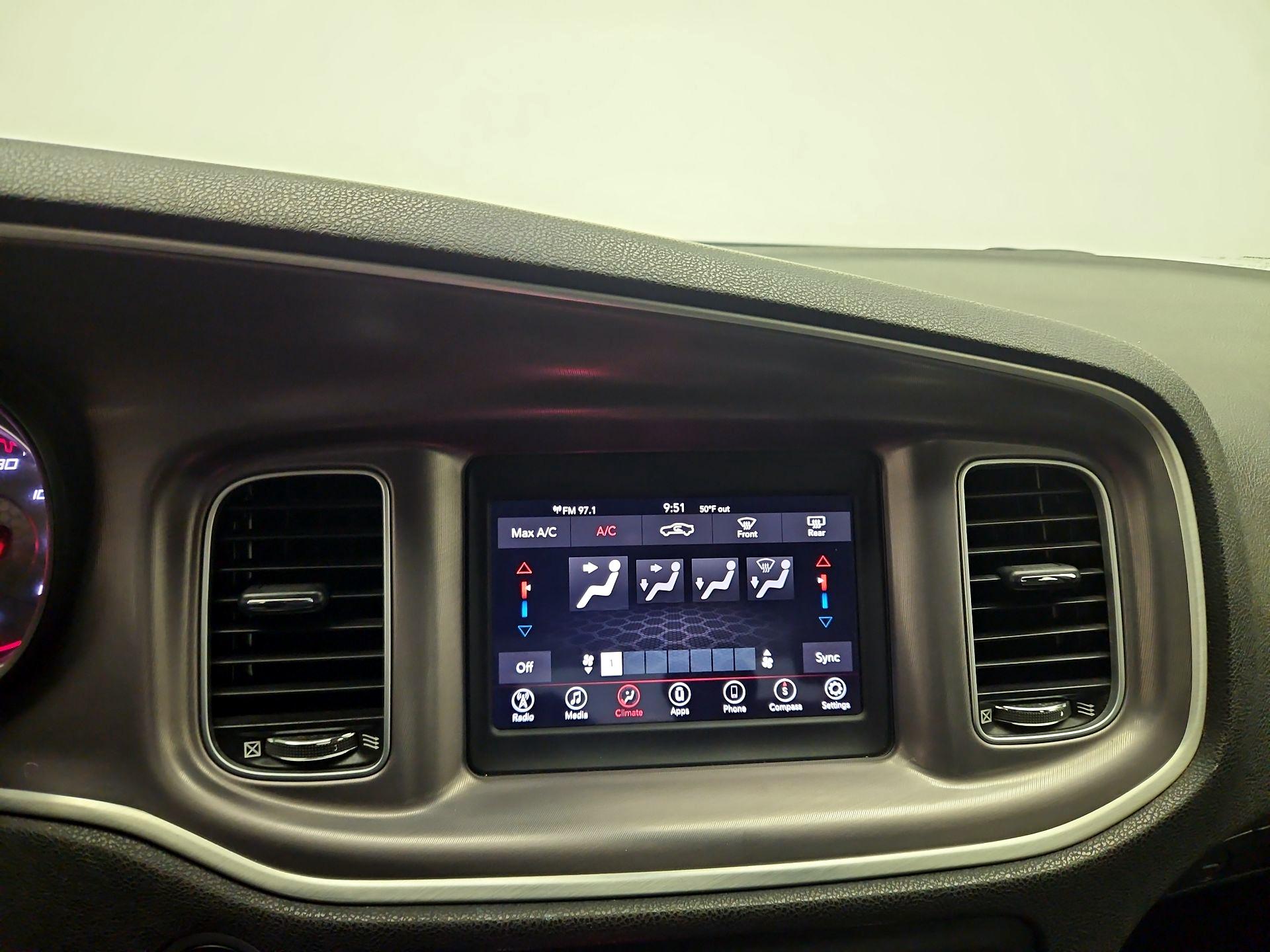 Thumbnail: 2022 Dodge Charger - 15