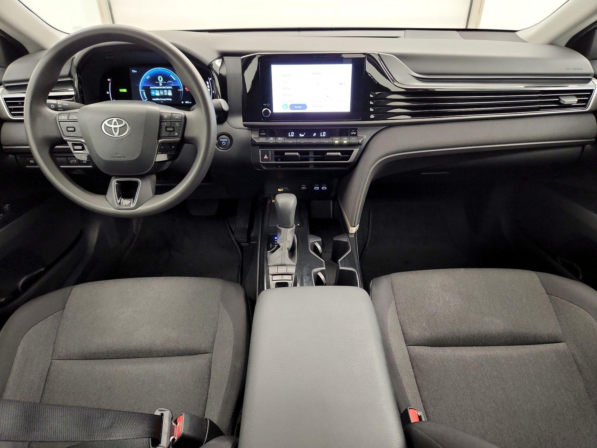 Thumbnail: 2025 Toyota Camry - 9