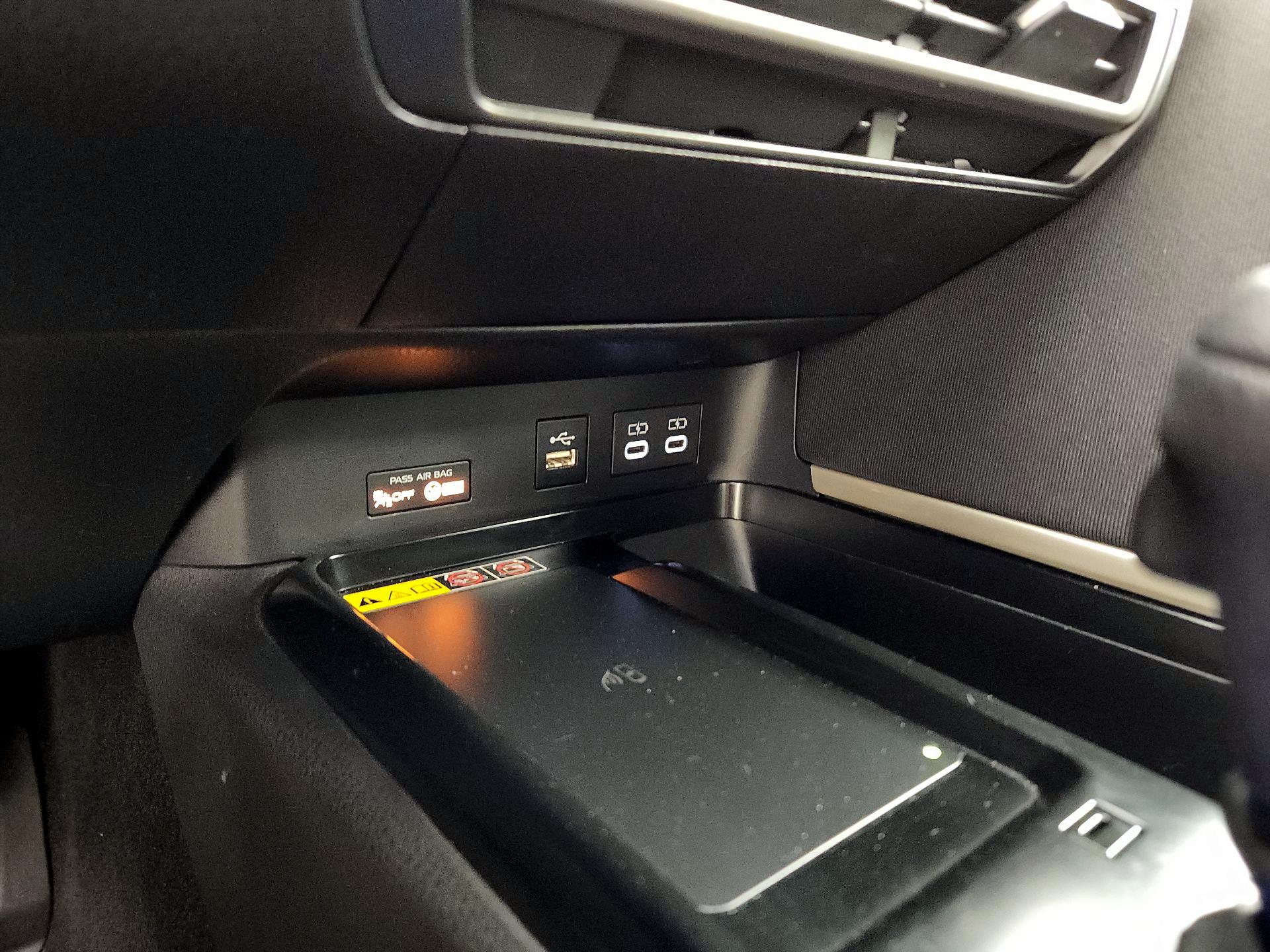 Thumbnail: 2025 Toyota Camry - 18