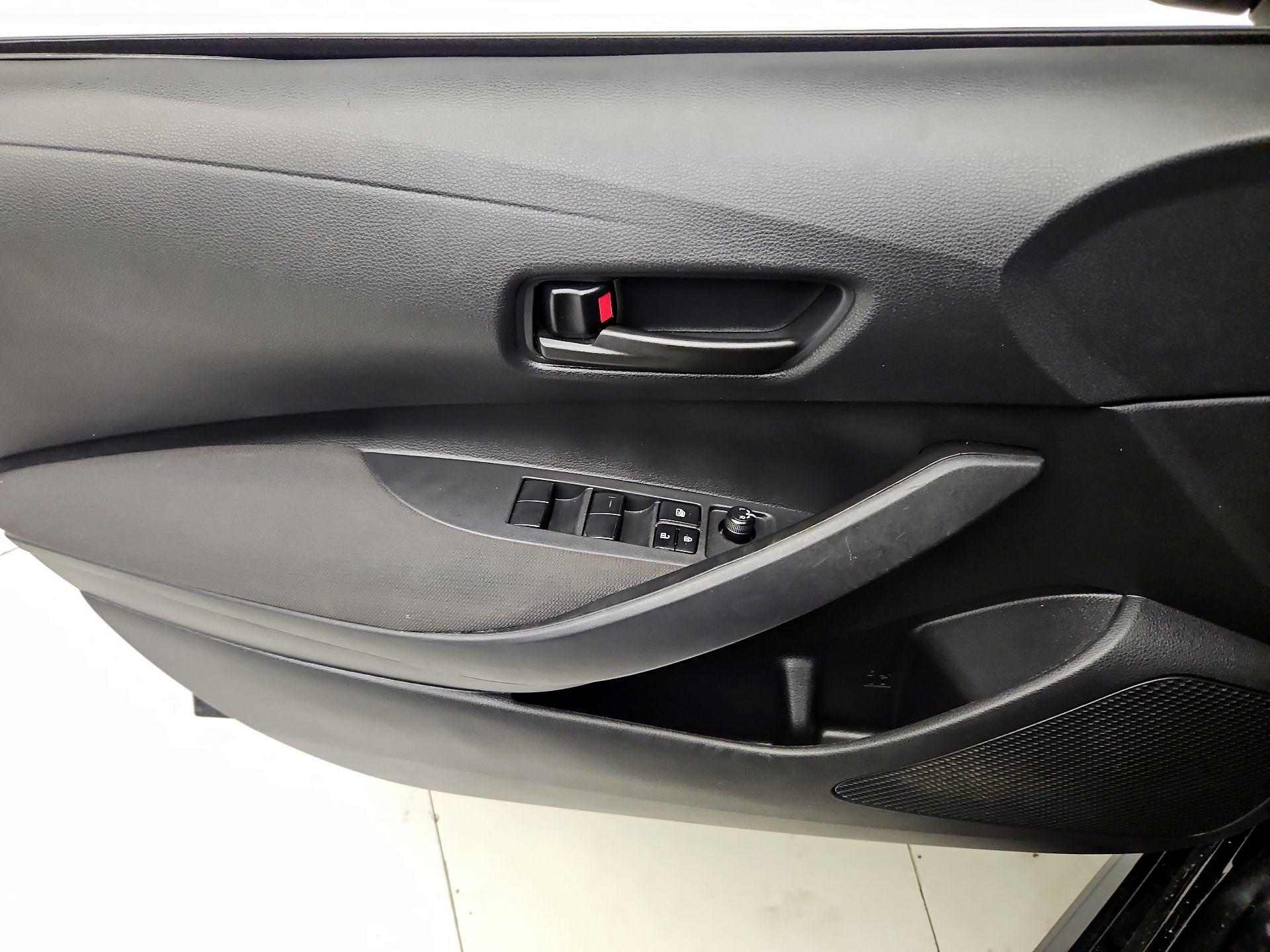 Thumbnail: 2023 Toyota Corolla - 12