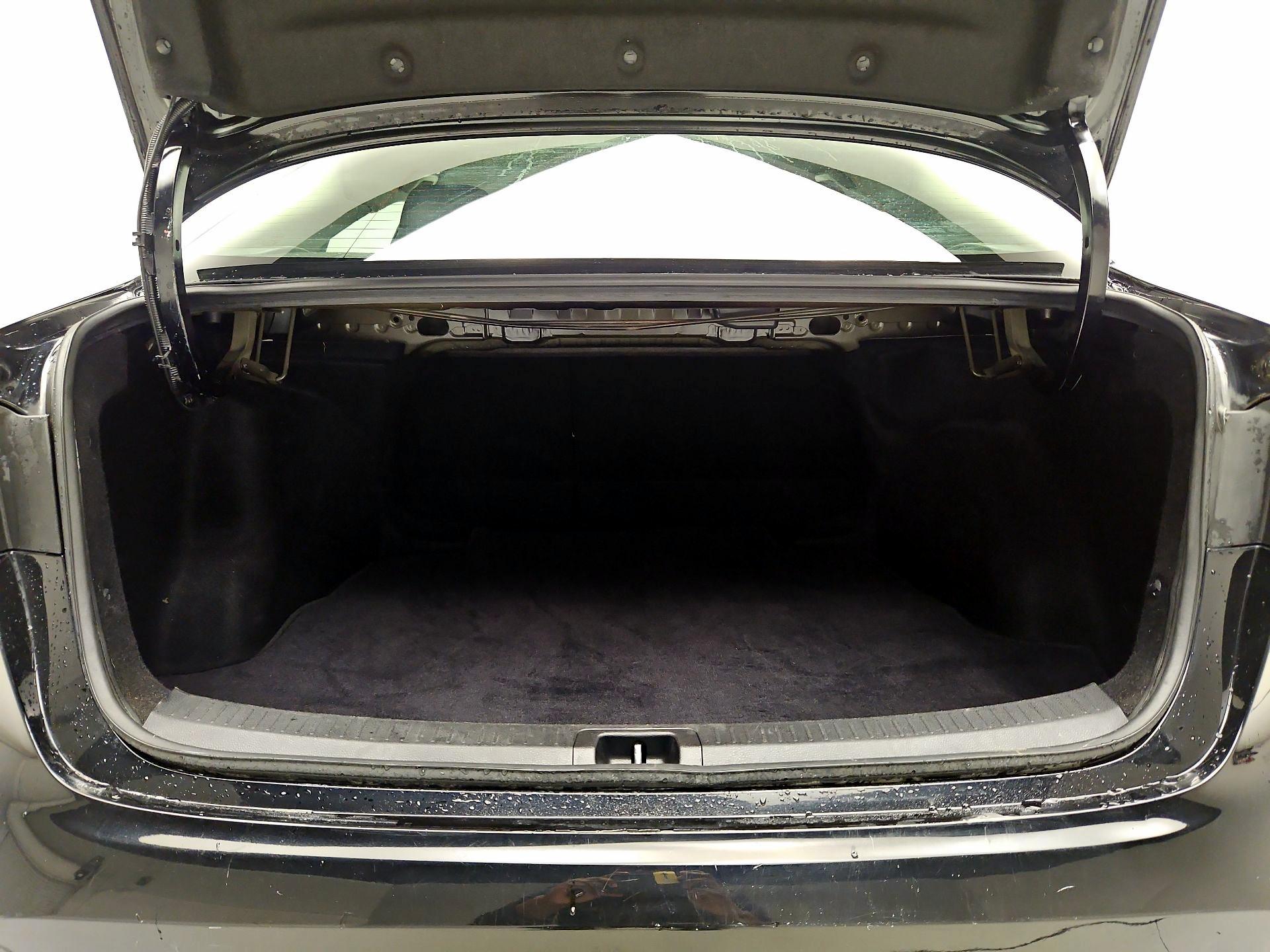 Thumbnail: 2023 Toyota Corolla - 20