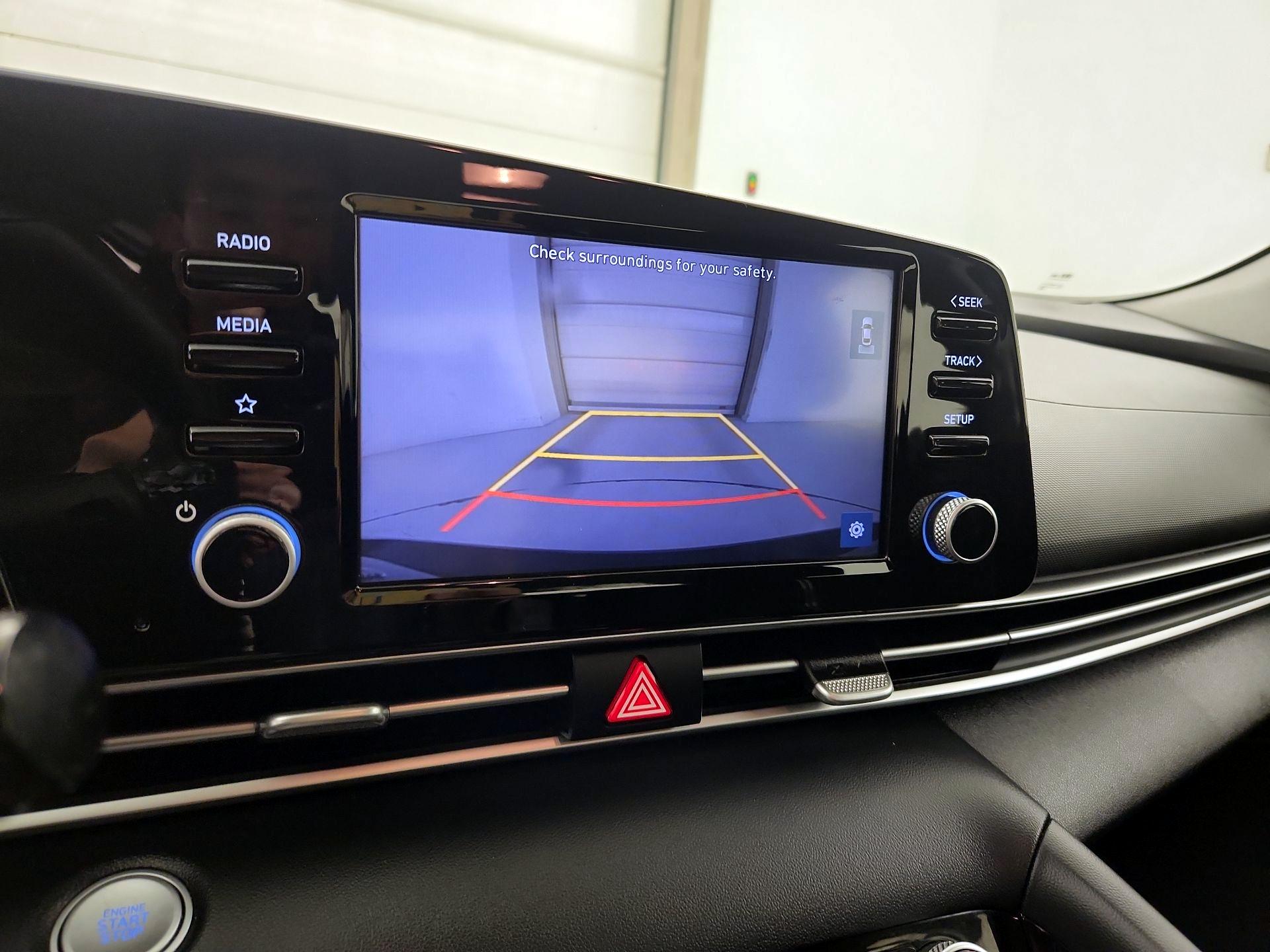 Thumbnail: 2022 Hyundai Elantra - 14