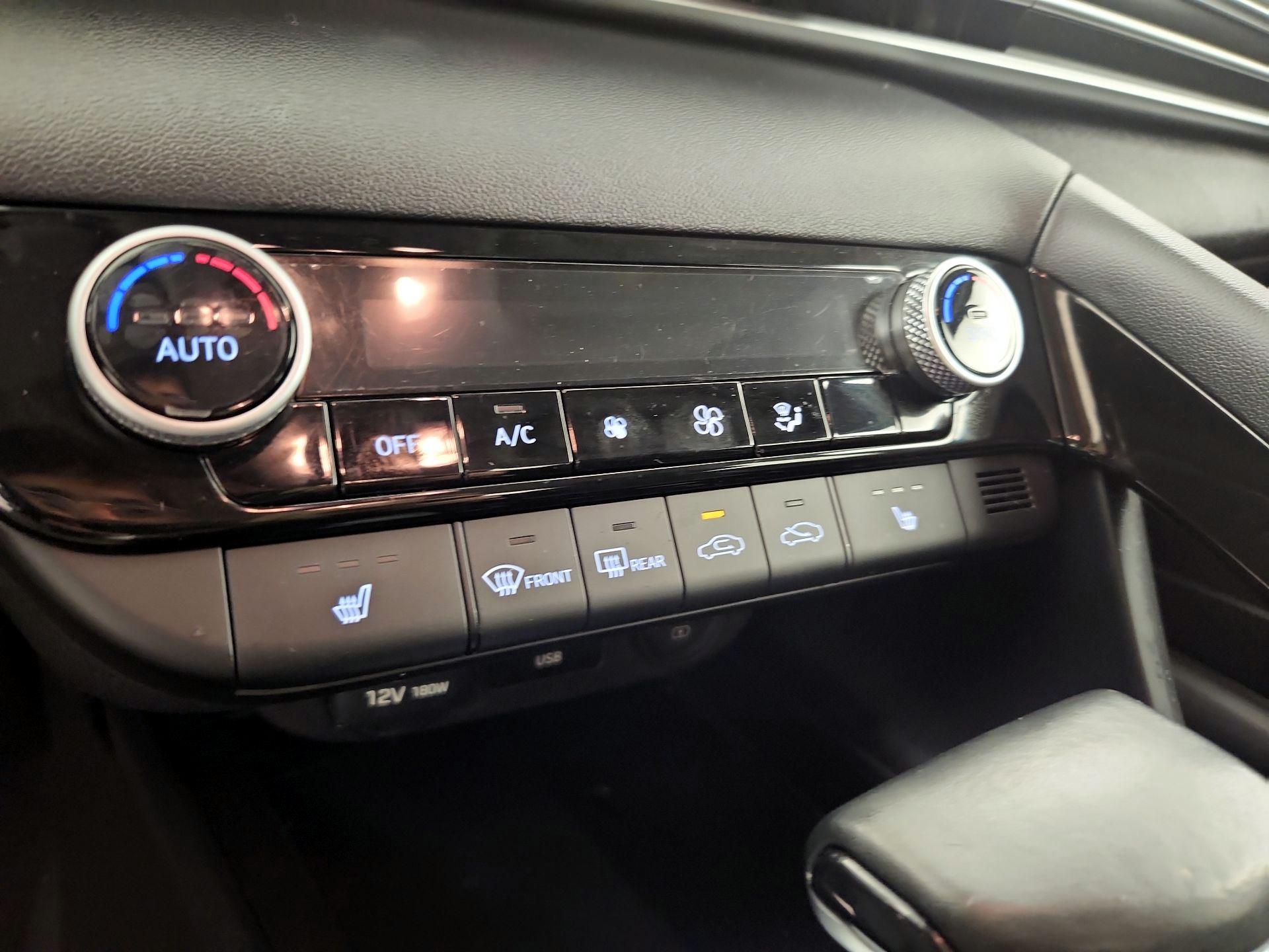 Thumbnail: 2022 Hyundai Elantra - 16