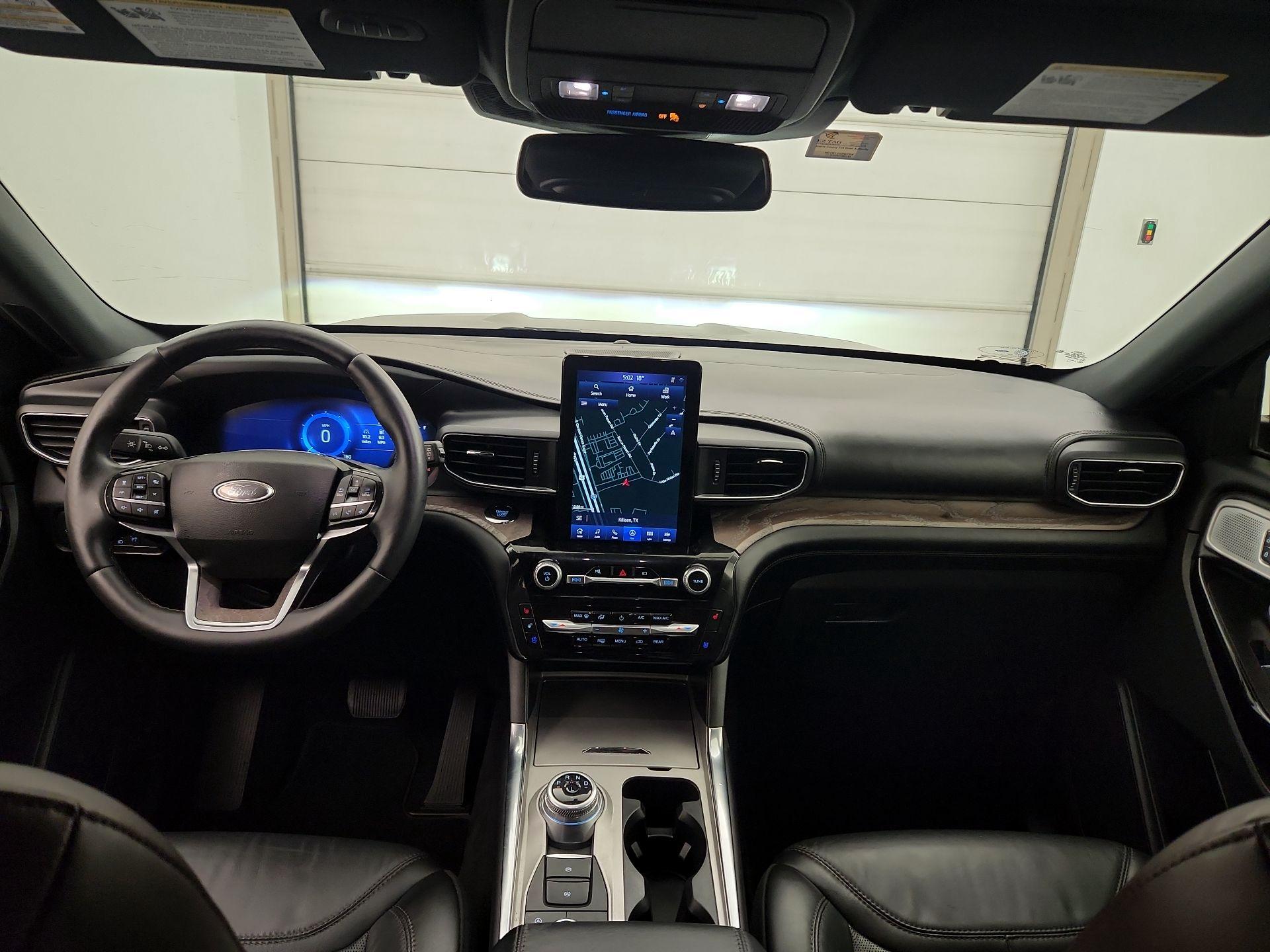 Thumbnail: 2022 Ford Explorer - 9