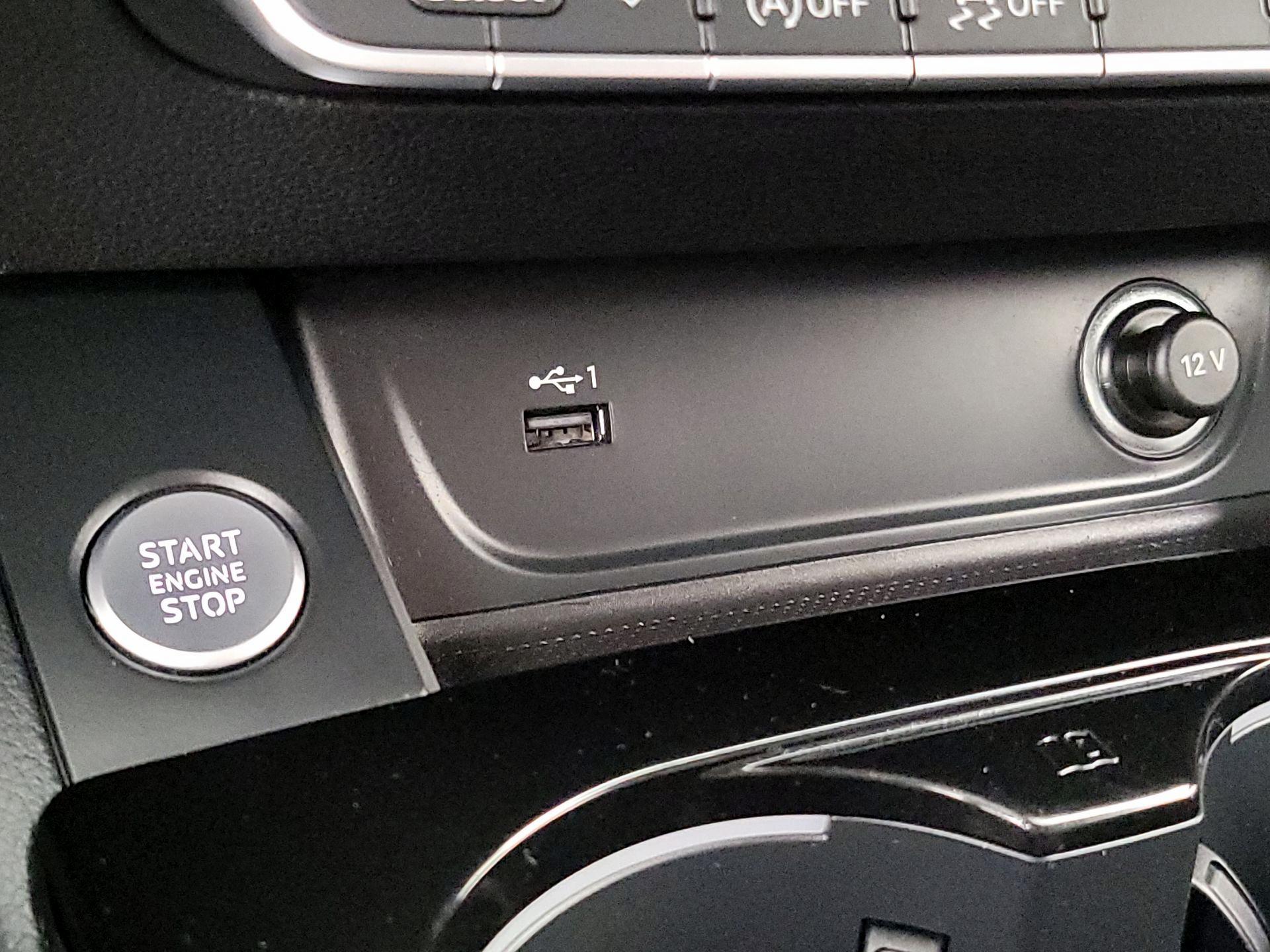 Thumbnail: 2020 Audi A4 - 18