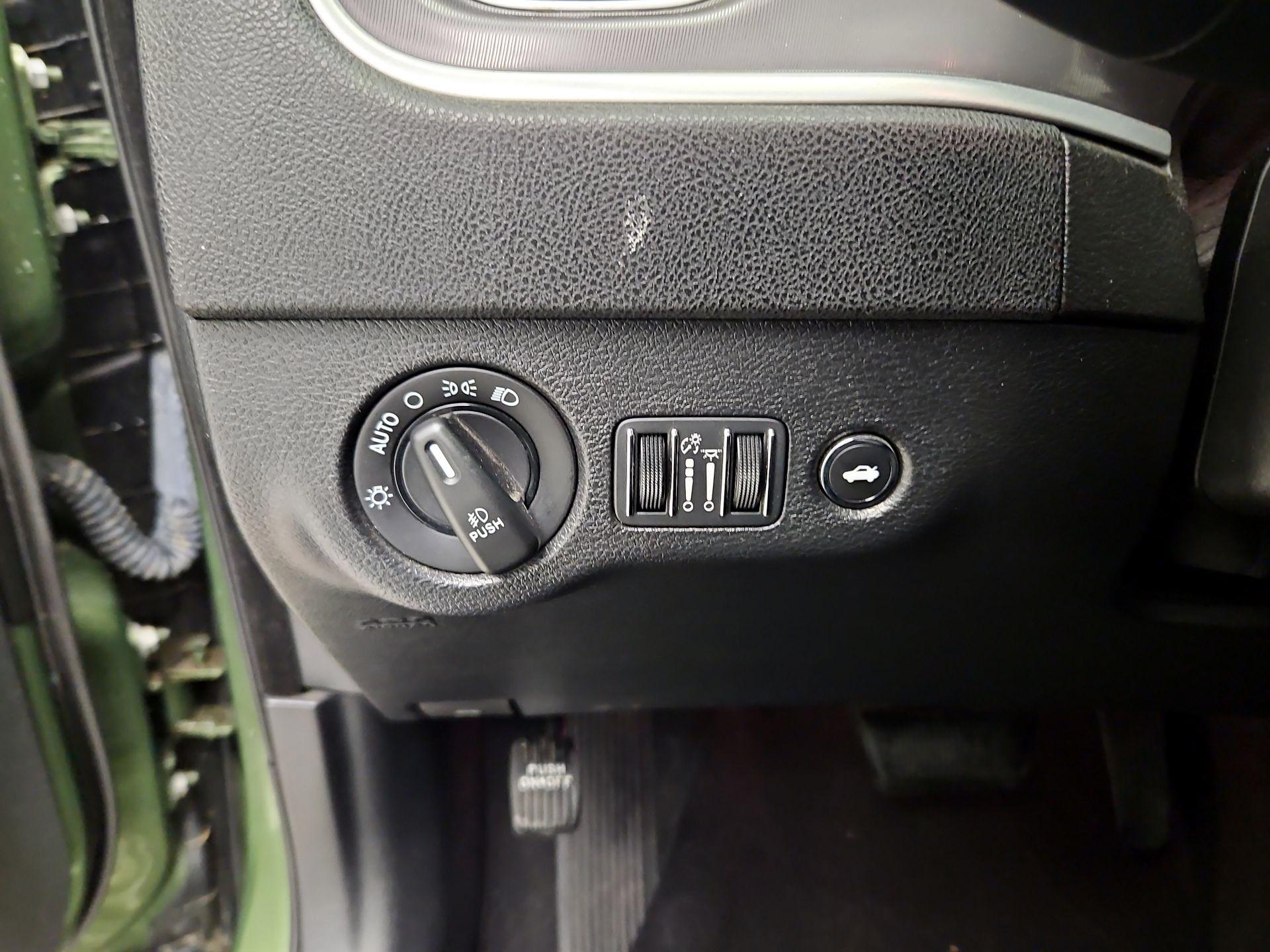 Thumbnail: 2022 Dodge Charger - 13