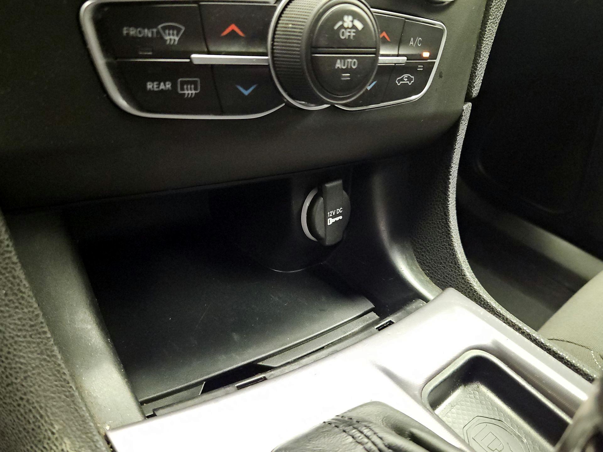 Thumbnail: 2022 Dodge Charger - 18