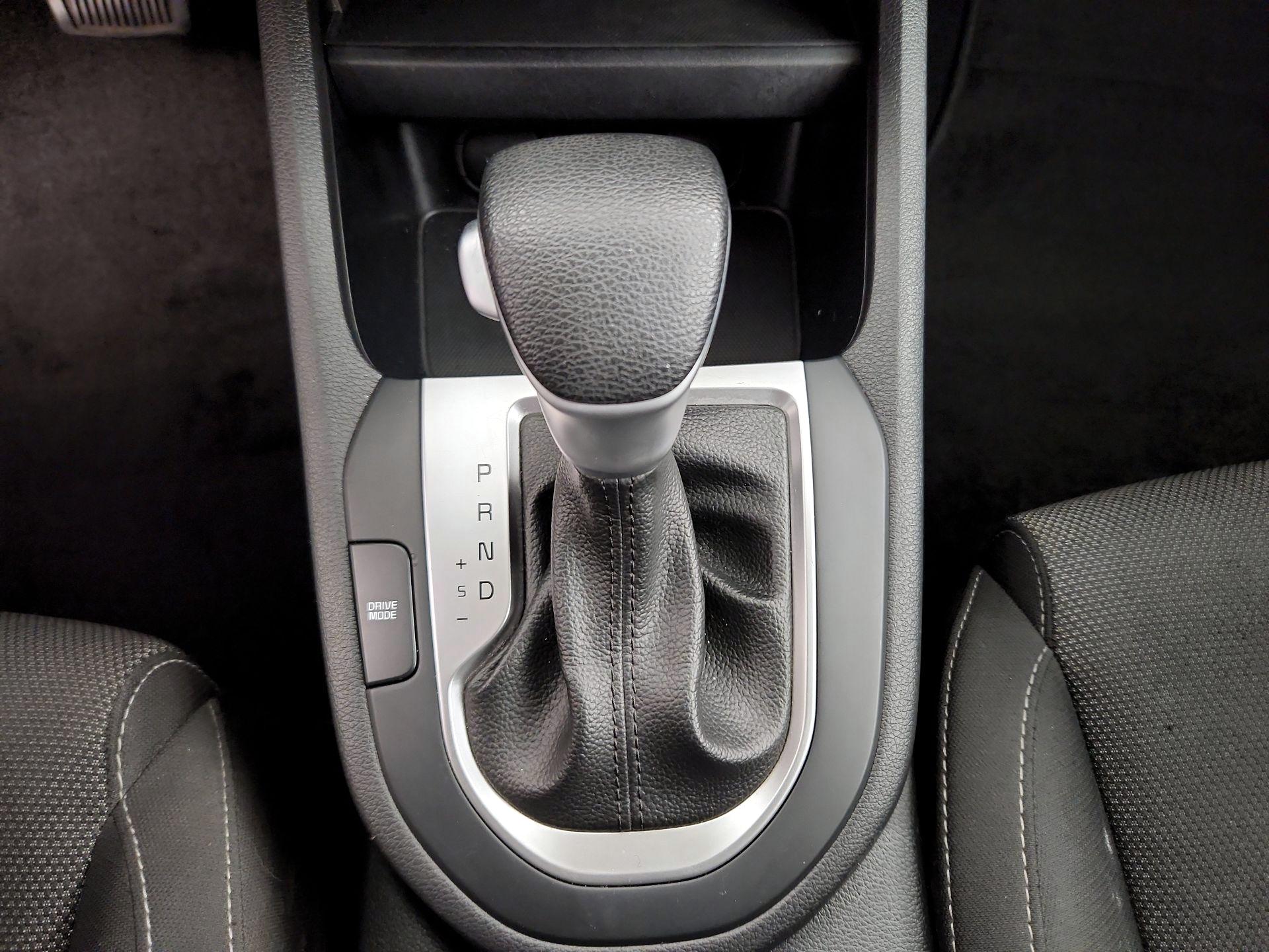 Thumbnail: 2023 Kia Forte - 17