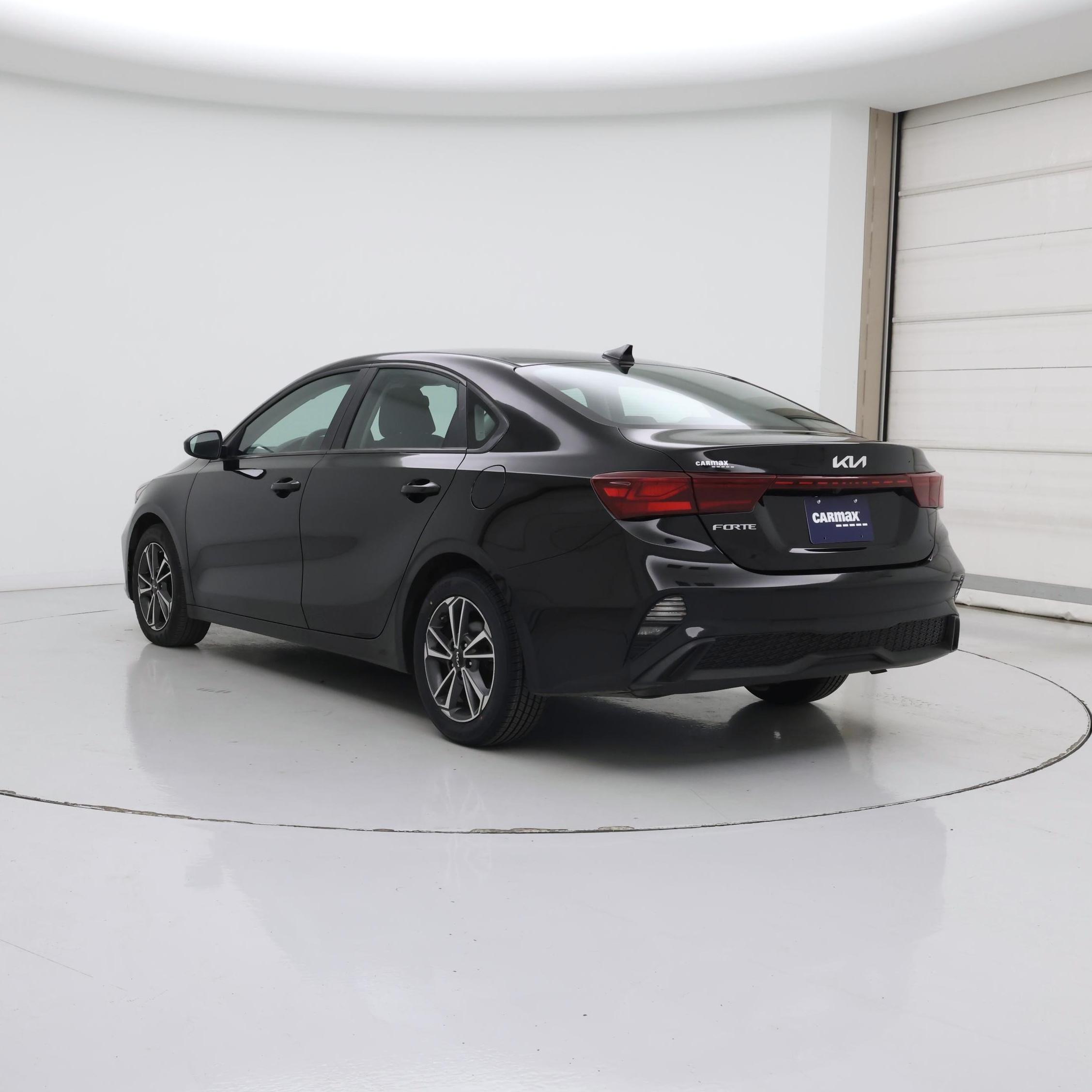 Thumbnail: 2023 Kia Forte - 2