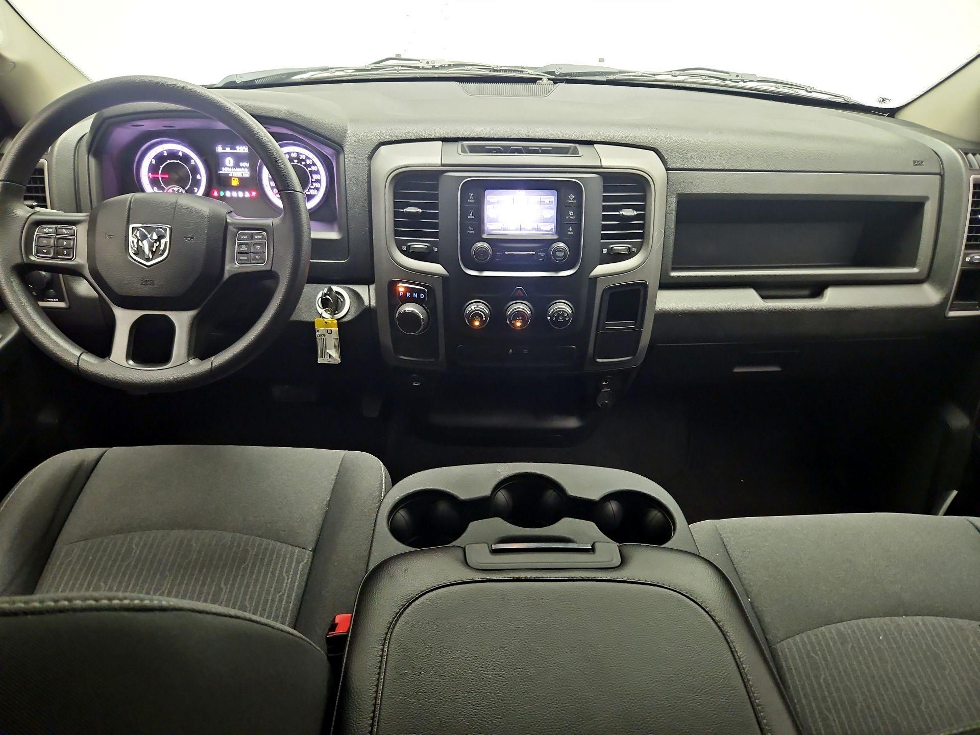 Thumbnail: 2022 RAM 1500 Classic - 9