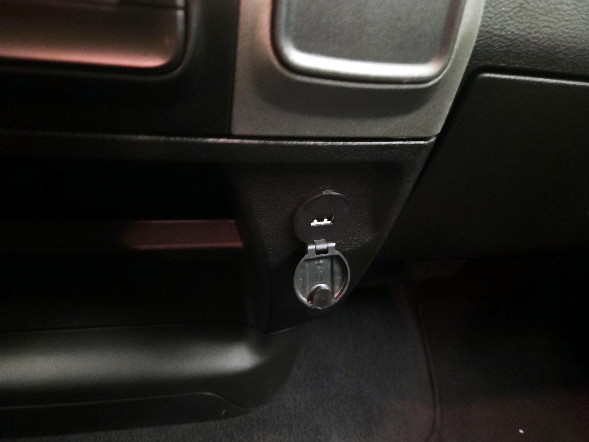 Thumbnail: 2022 RAM 1500 Classic - 18