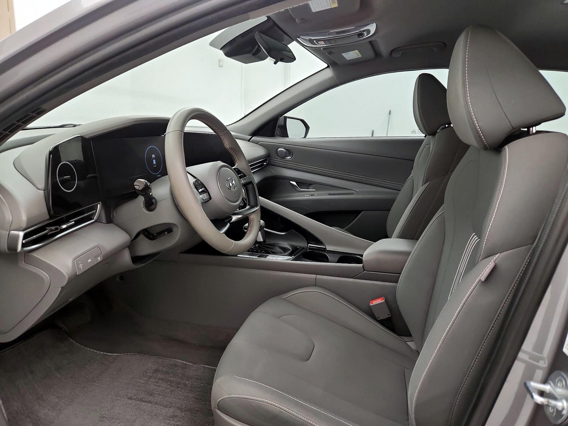 Thumbnail: 2023 Hyundai Elantra - 11