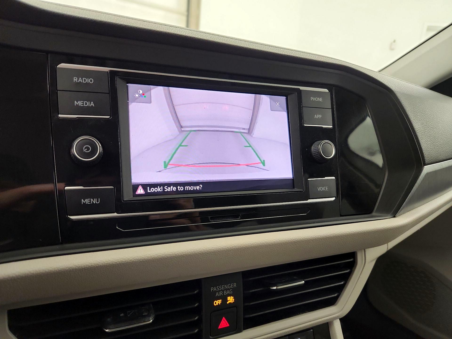 Thumbnail: 2023 Volkswagen Jetta - 14