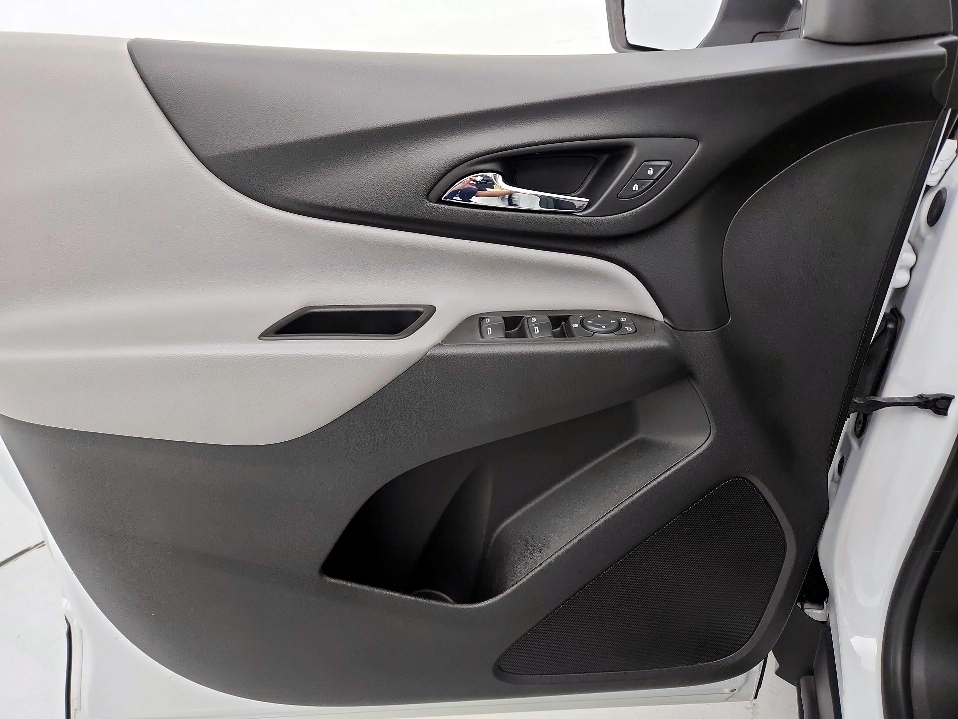 Thumbnail: 2021 Chevrolet Equinox - 12