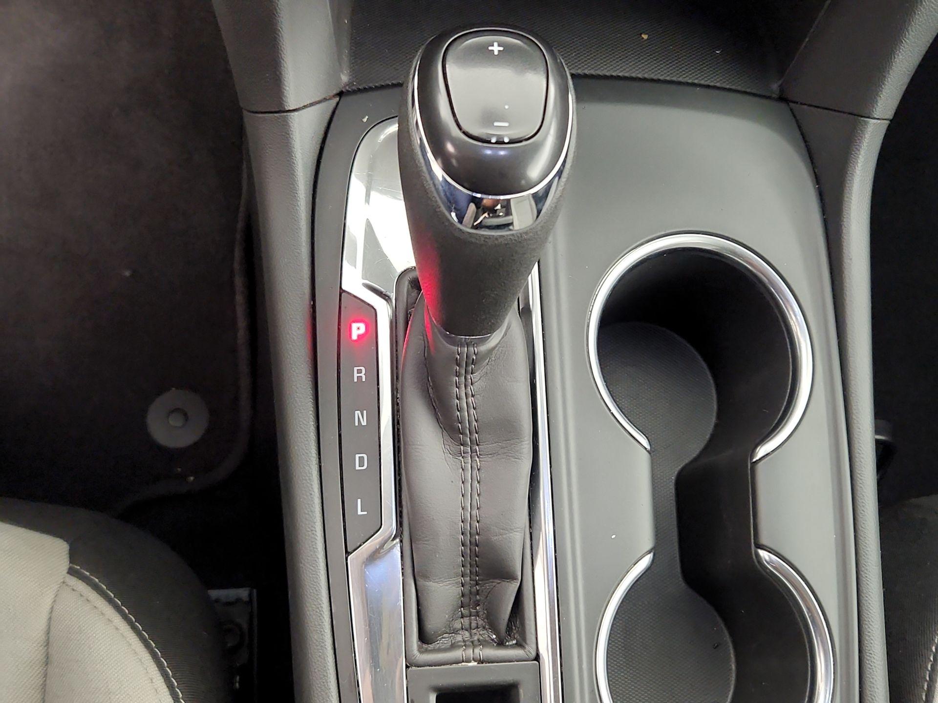 Thumbnail: 2021 Chevrolet Equinox - 17