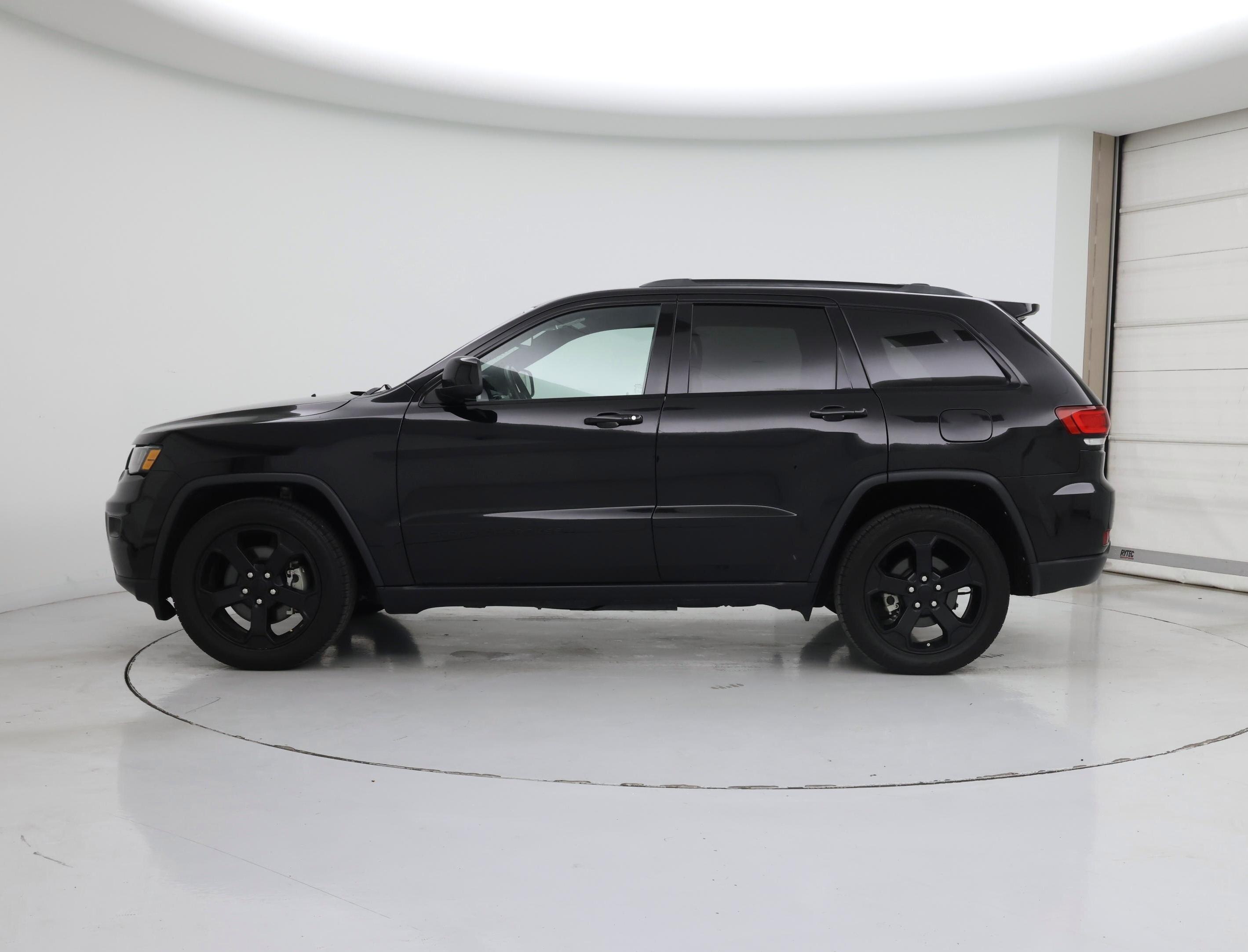 Thumbnail: 2021 Jeep Grand Cherokee - 3
