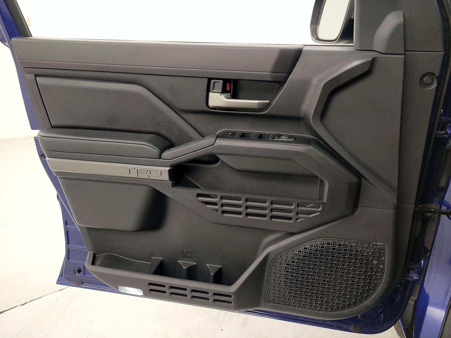 Thumbnail: 2025 Toyota Tacoma - 12