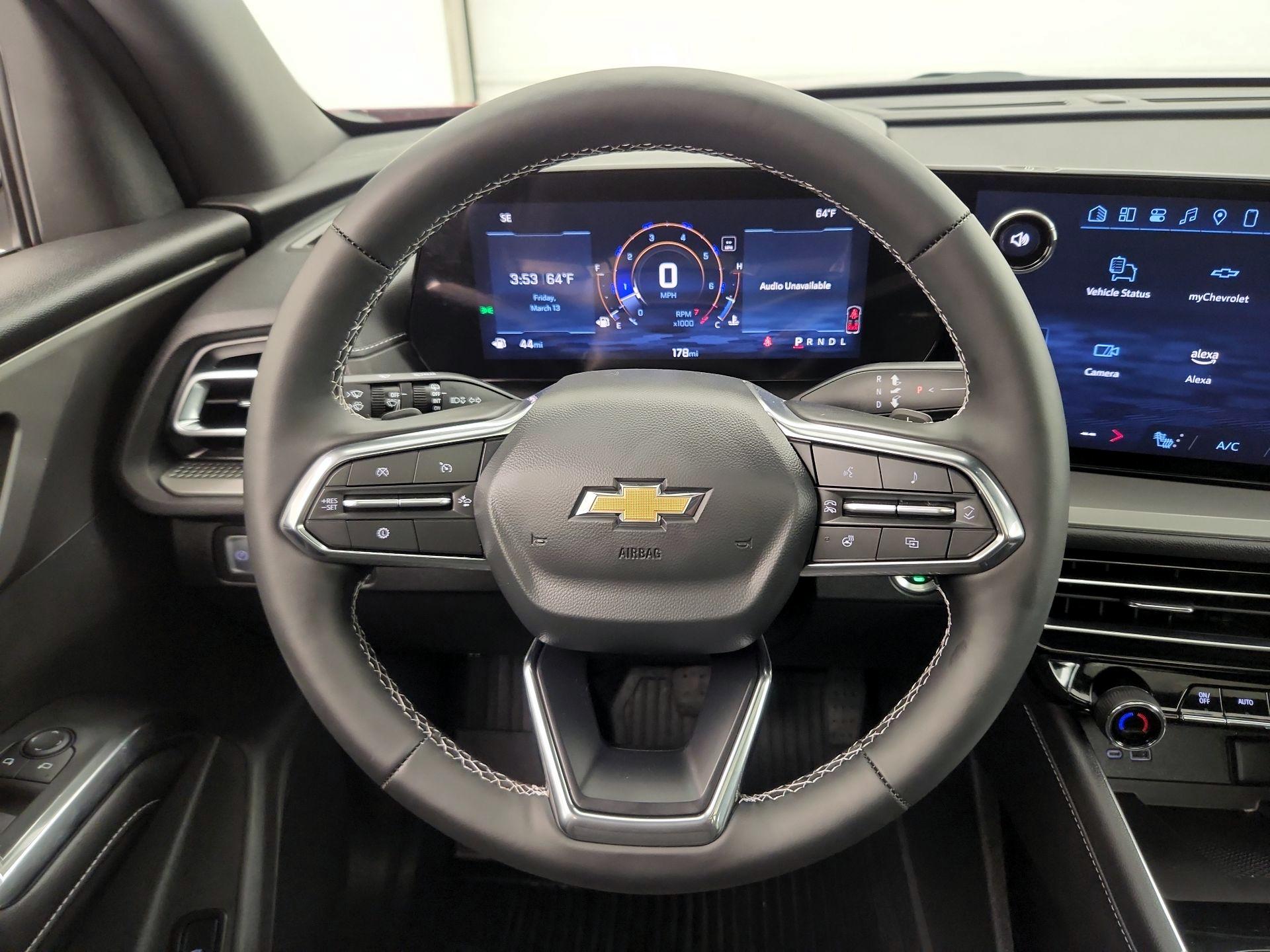 Thumbnail: 2025 Chevrolet Traverse - 10