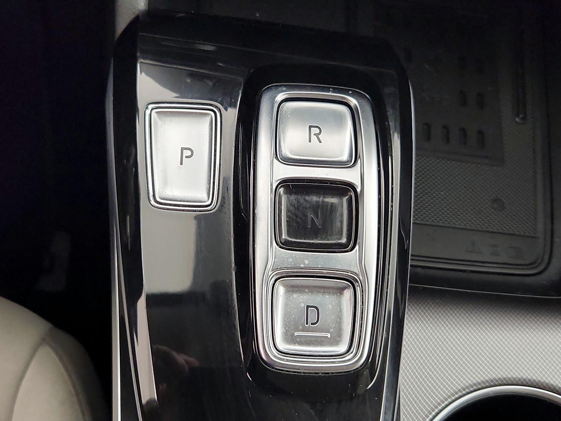 Thumbnail: 2021 Hyundai Sonata - 17