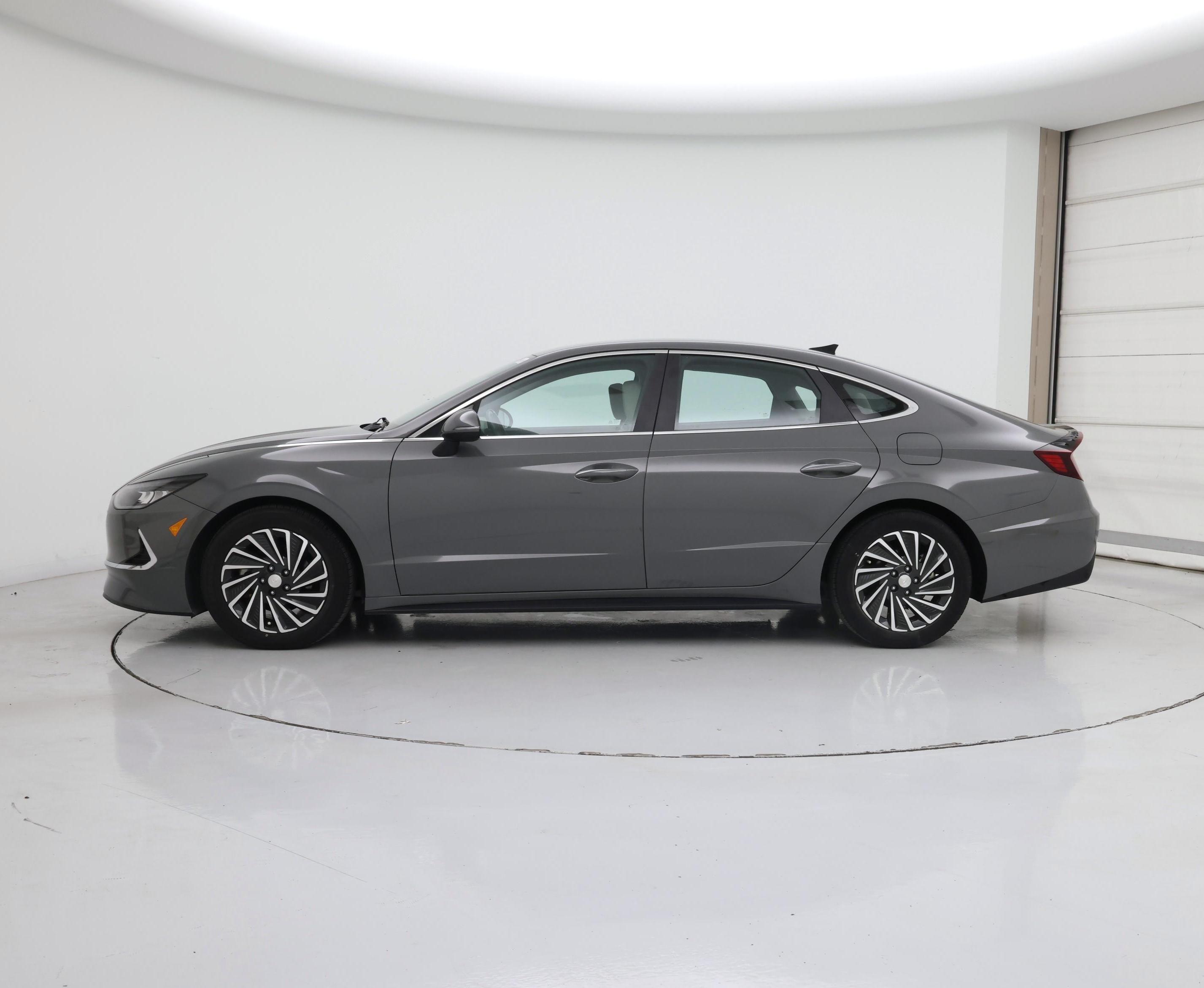 Thumbnail: 2021 Hyundai Sonata - 3