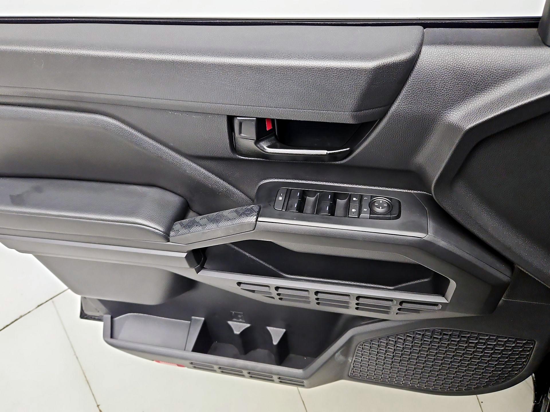 Thumbnail: 2024 Toyota Tacoma - 12