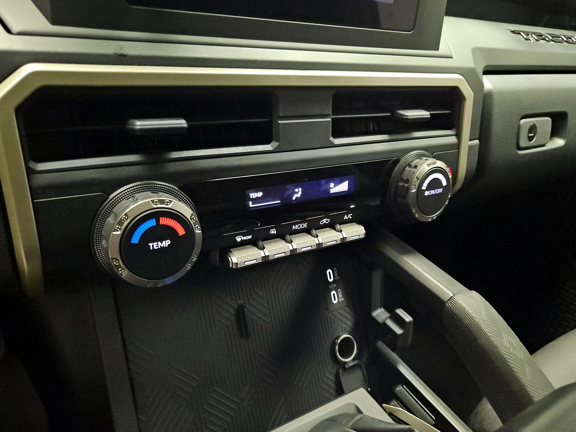 Thumbnail: 2024 Toyota Tacoma - 16