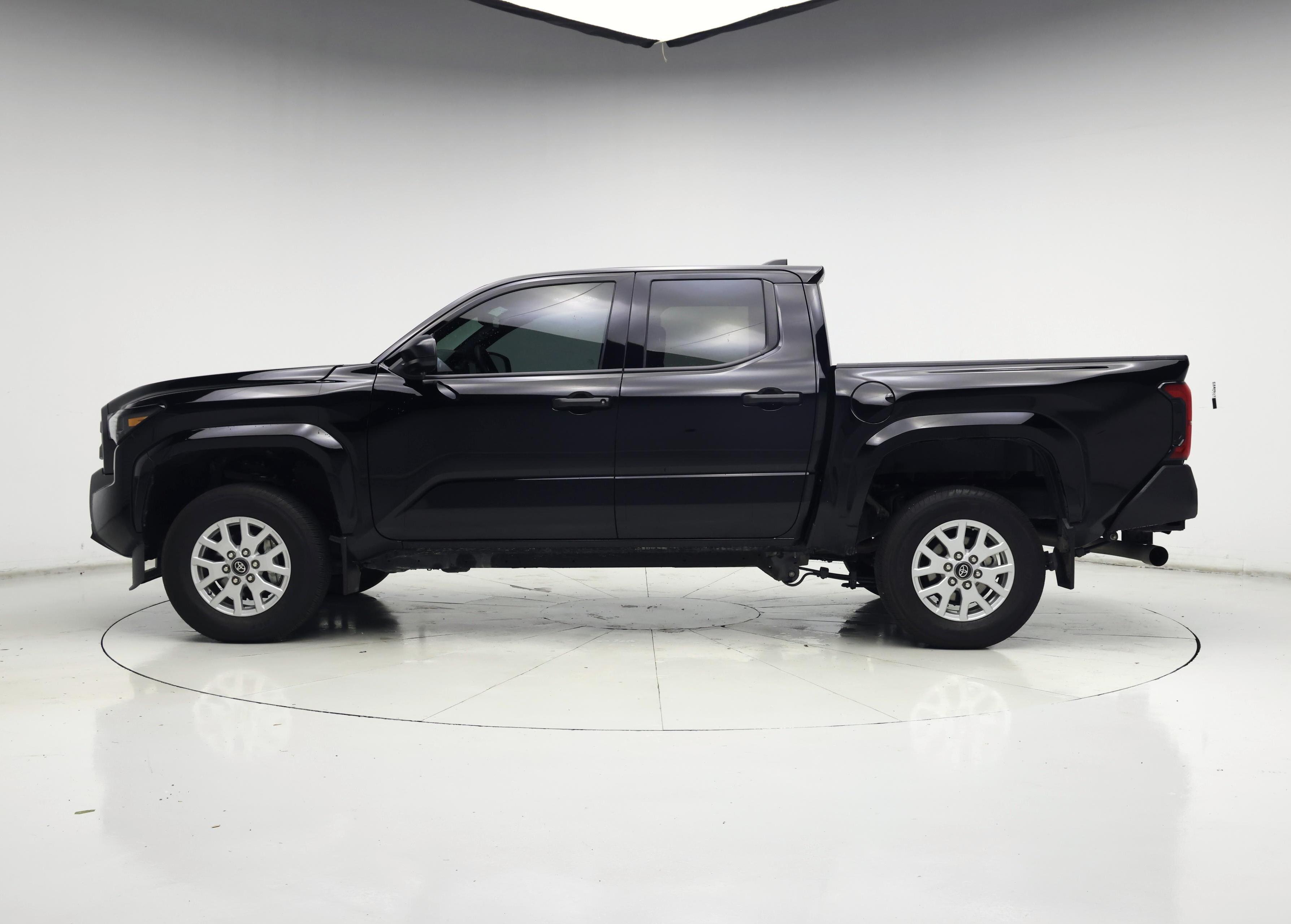 Thumbnail: 2024 Toyota Tacoma - 3