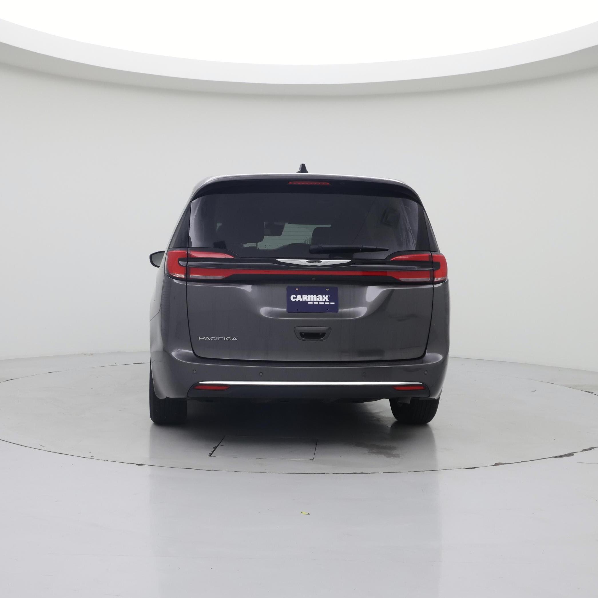 Thumbnail: 2023 Chrysler Pacifica - 6