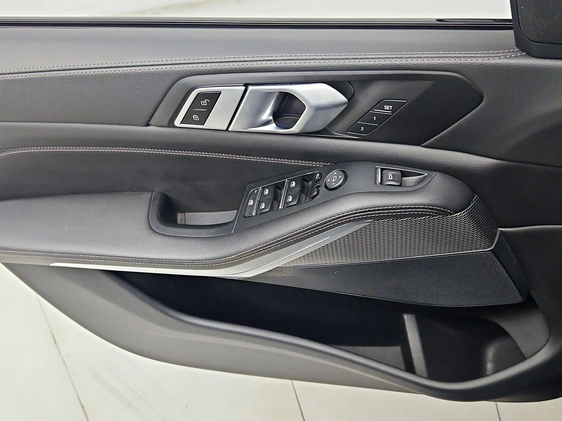 Thumbnail: 2020 BMW X5 - 12