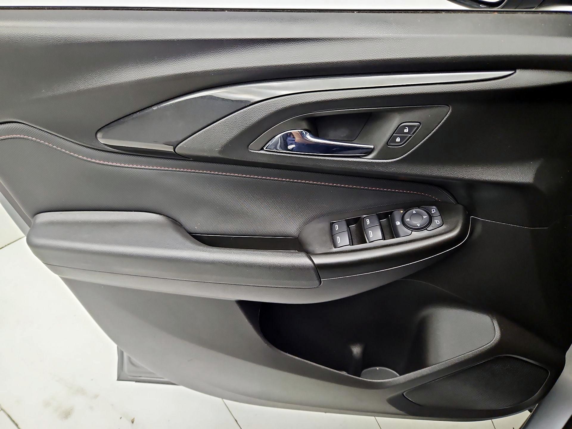 Thumbnail: 2023 Chevrolet TrailBlazer - 12