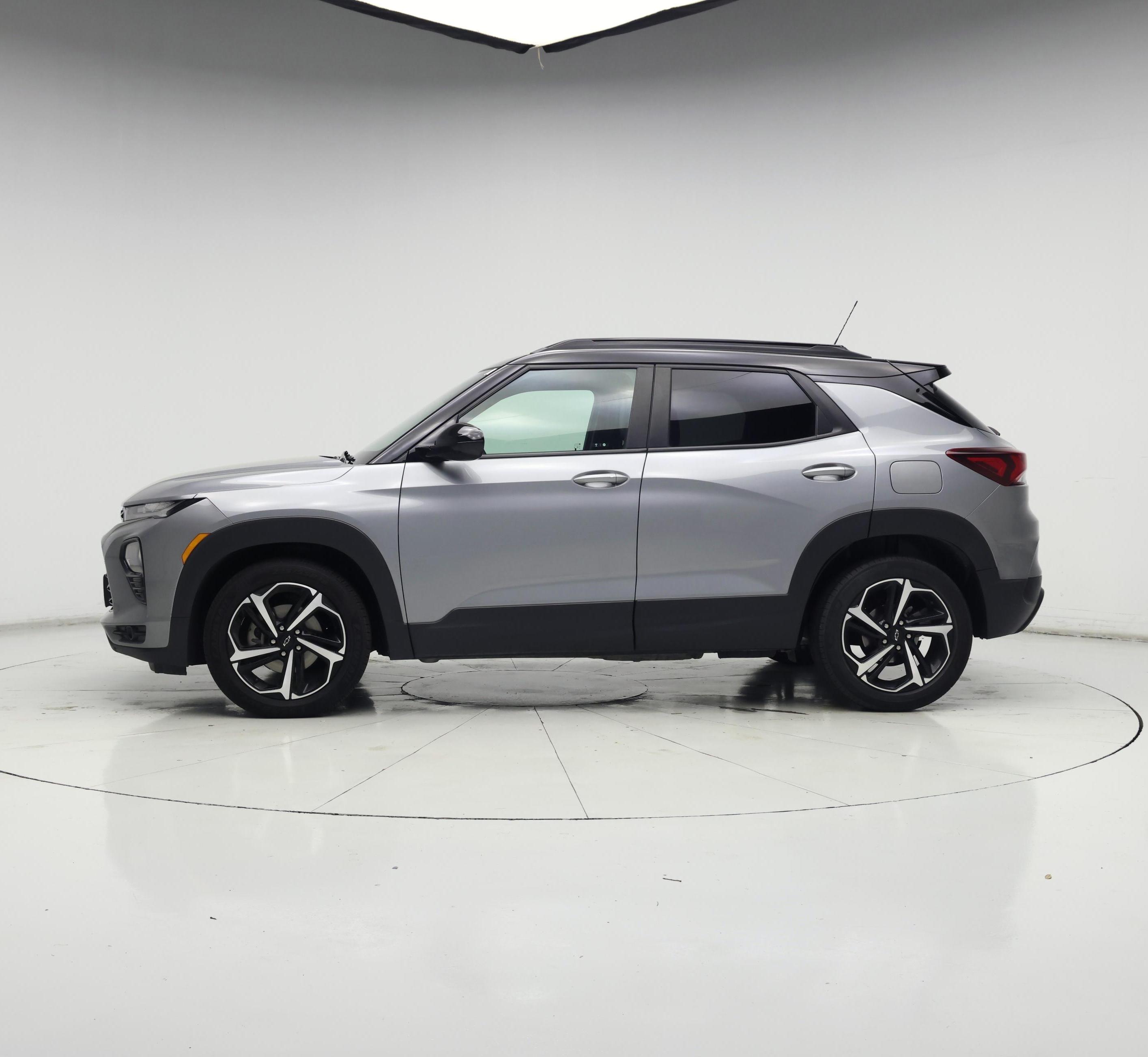 Thumbnail: 2023 Chevrolet TrailBlazer - 3