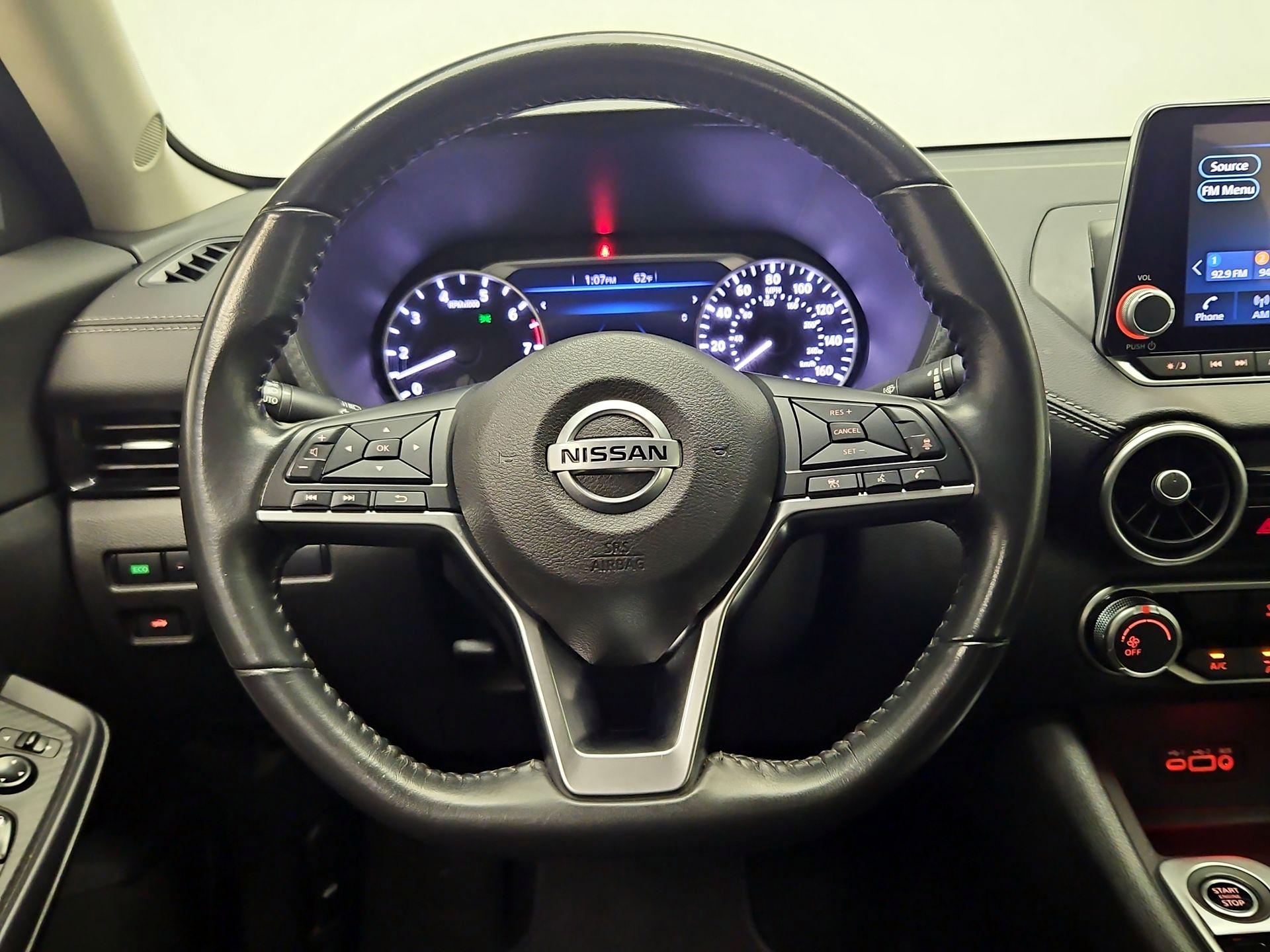 Thumbnail: 2023 Nissan Sentra - 10