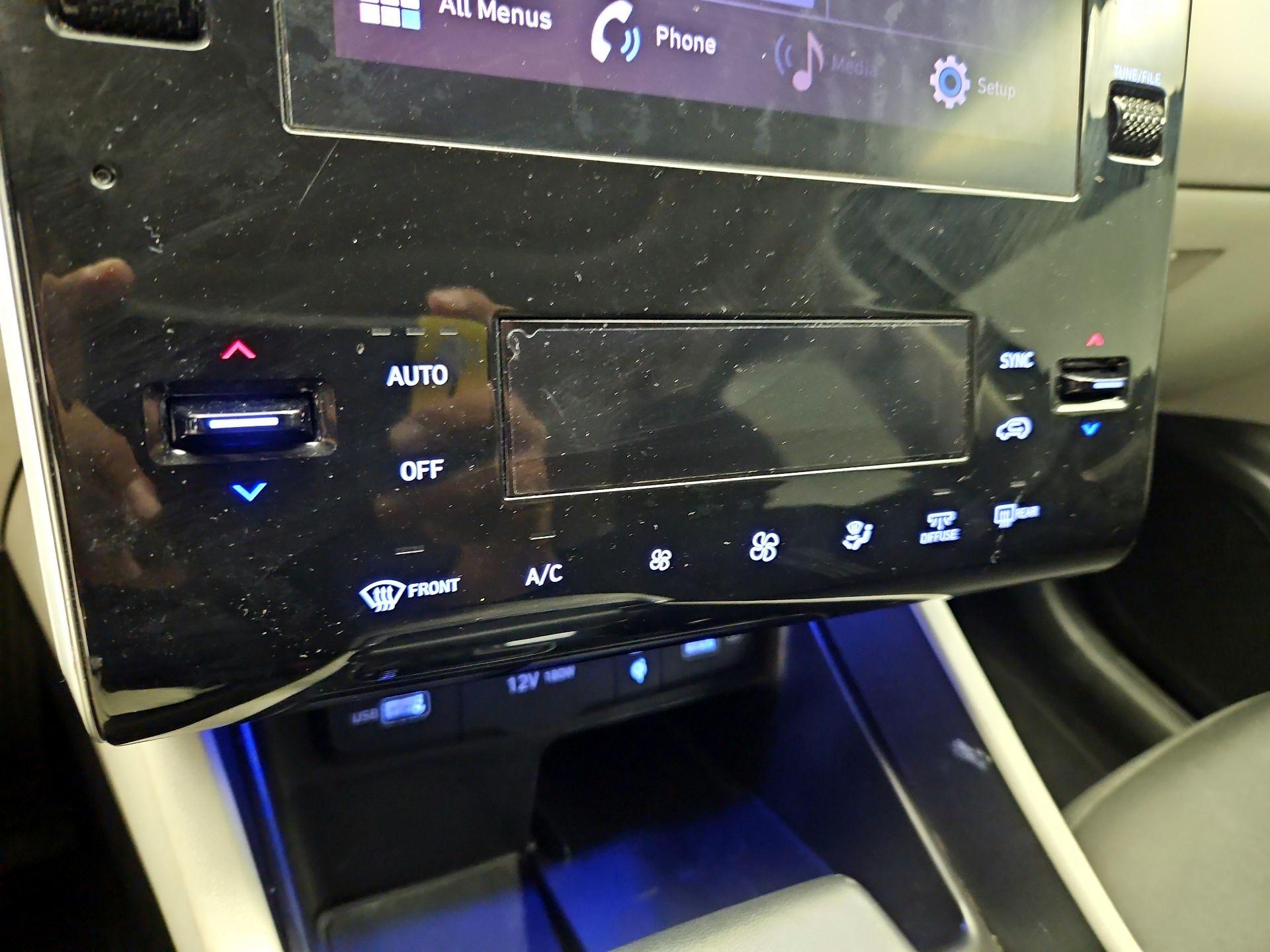 Thumbnail: 2022 Hyundai Tucson - 16