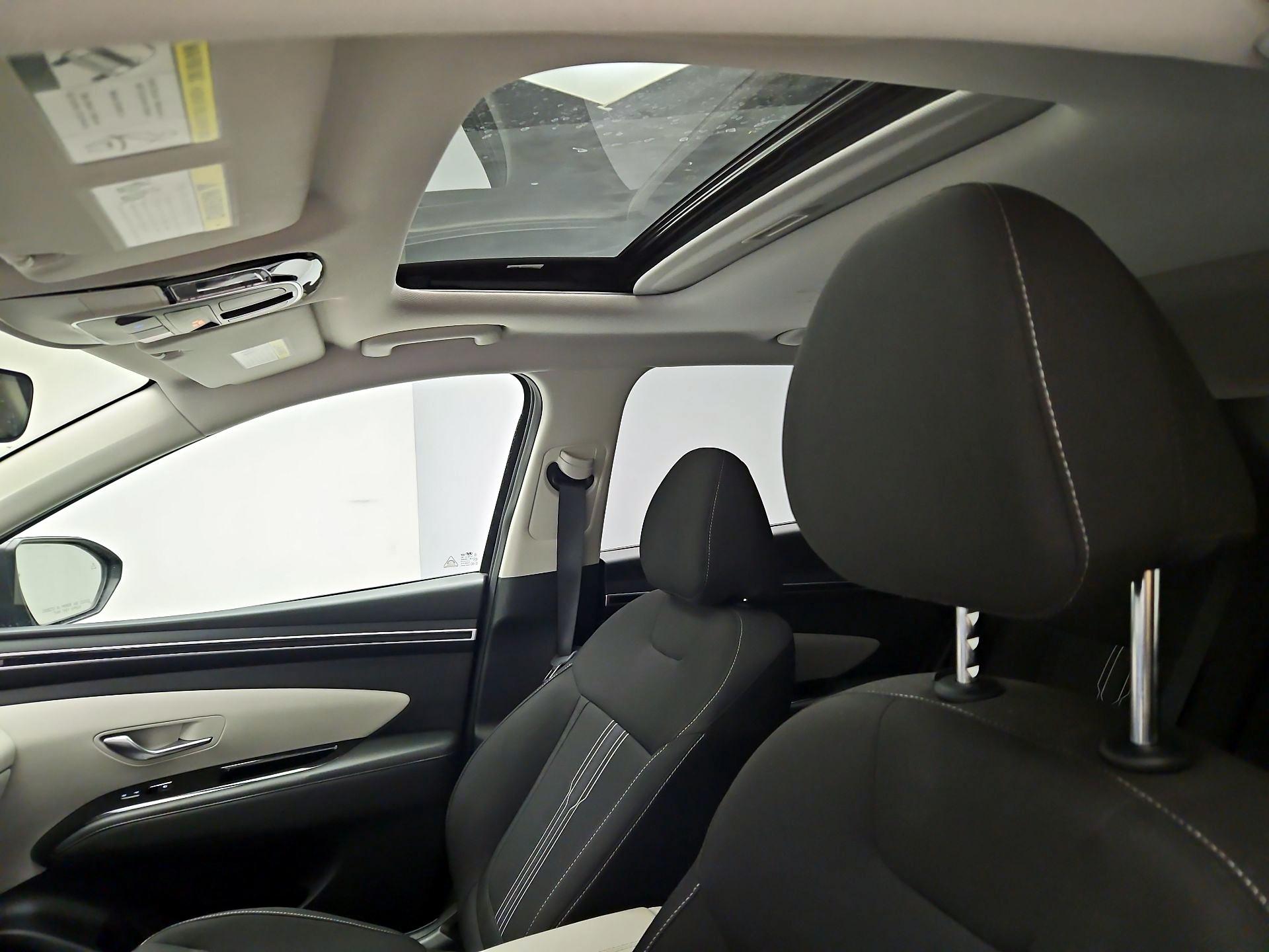 Thumbnail: 2022 Hyundai Tucson - 19