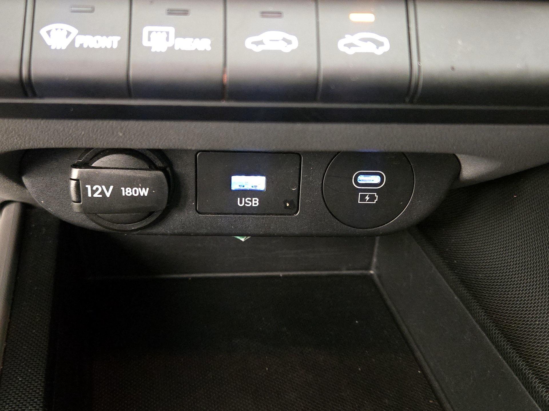 Thumbnail: 2024 Hyundai Elantra - 19