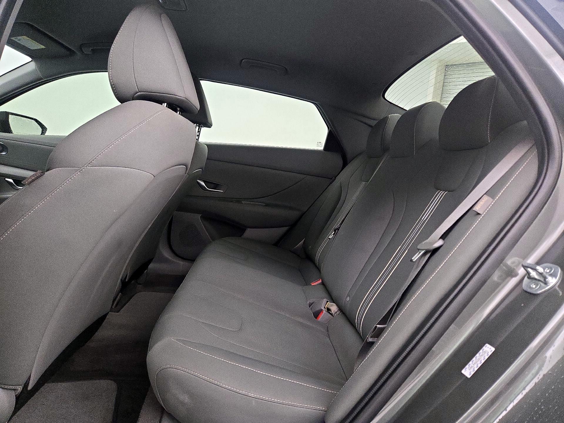 Thumbnail: 2024 Hyundai Elantra - 20