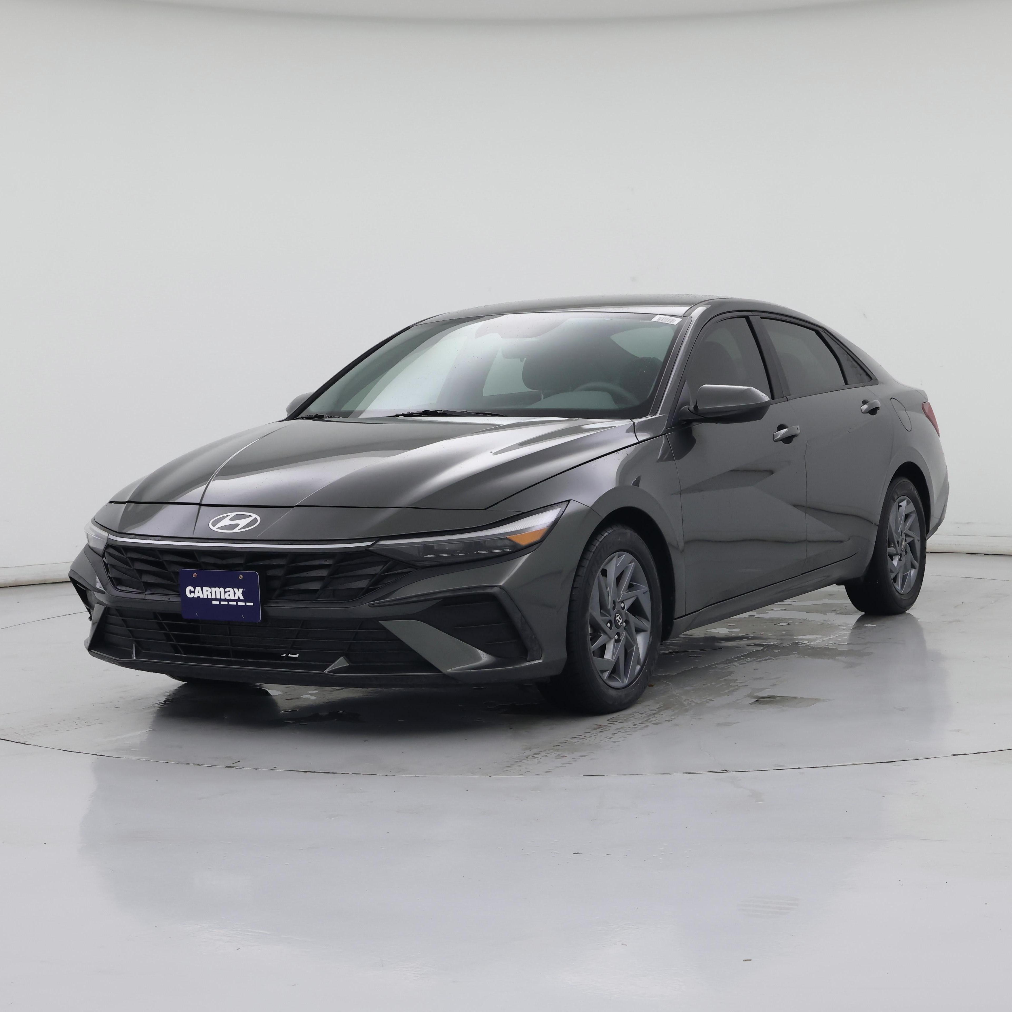 Thumbnail: 2024 Hyundai Elantra - 4