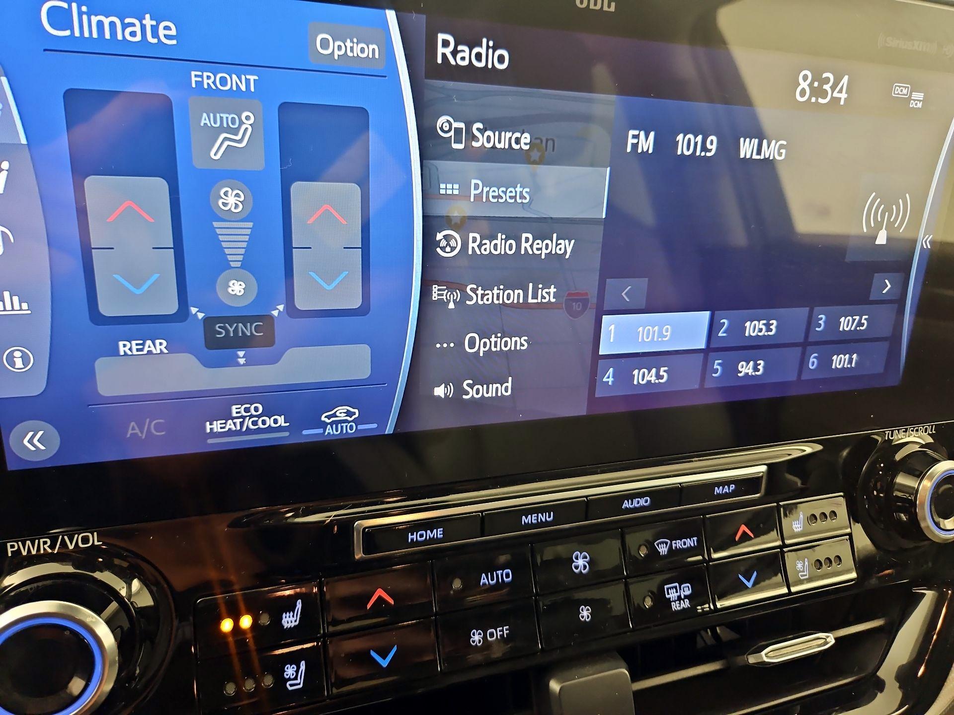 Thumbnail: 2021 Toyota Highlander - 14