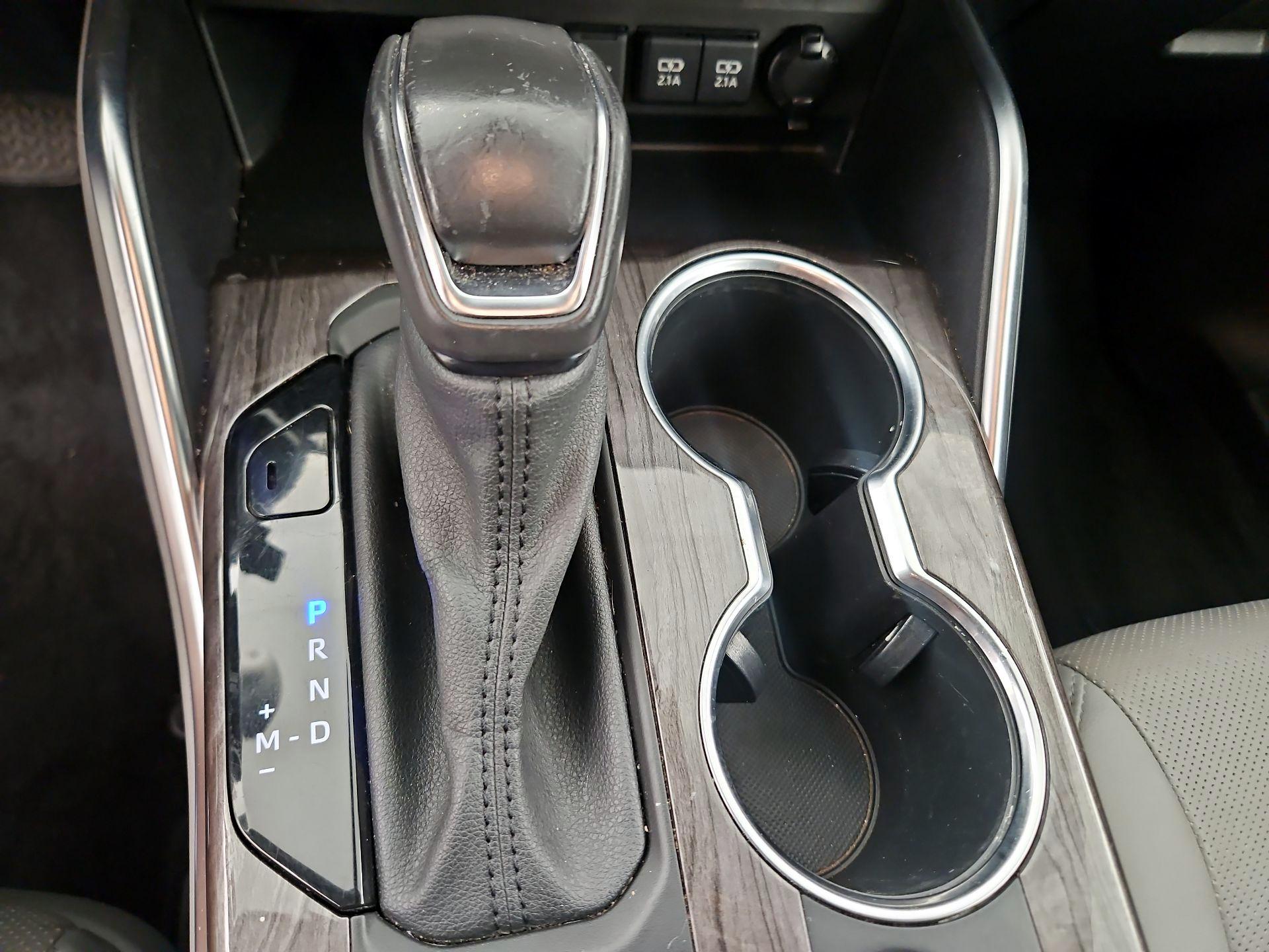 Thumbnail: 2021 Toyota Highlander - 16