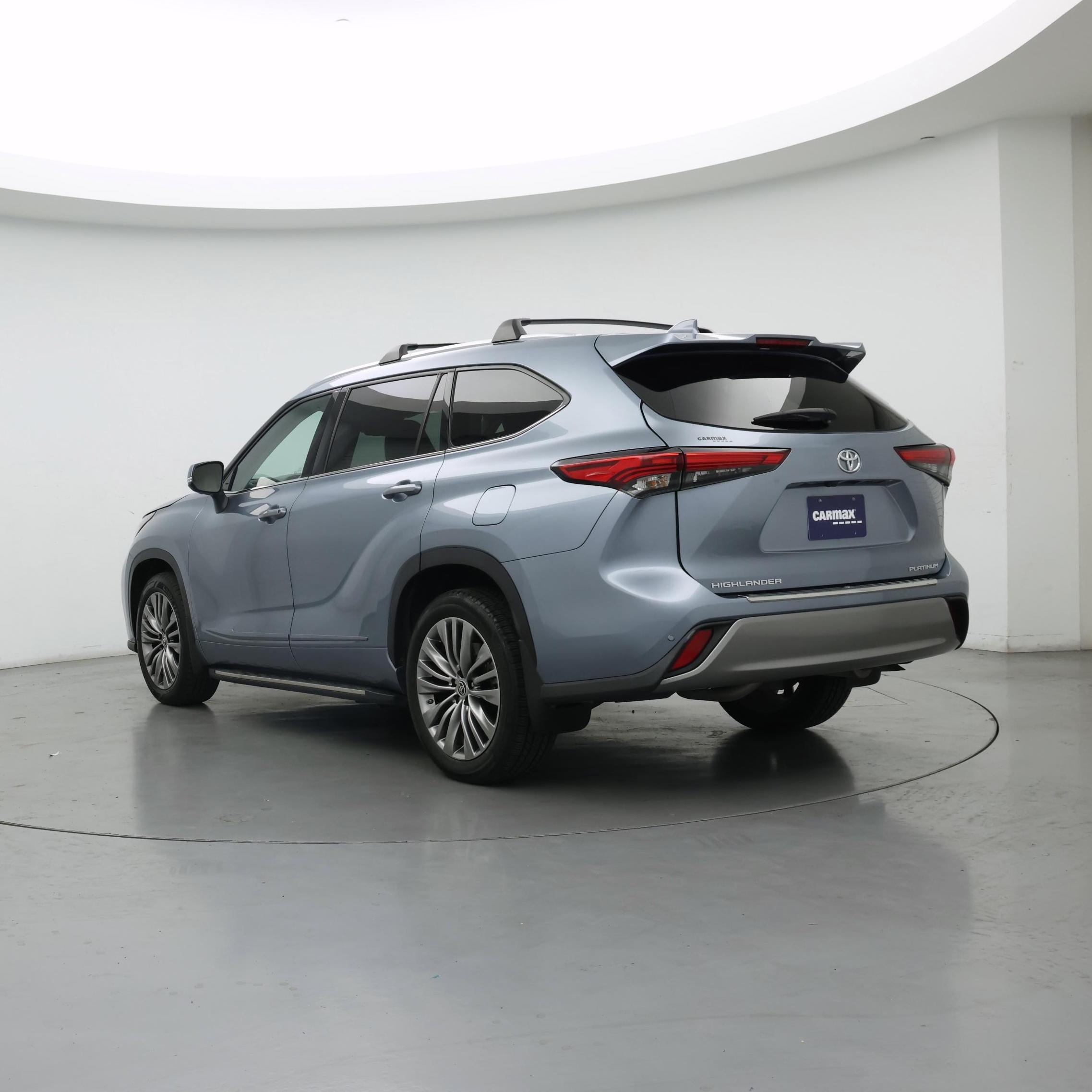 Thumbnail: 2021 Toyota Highlander - 2