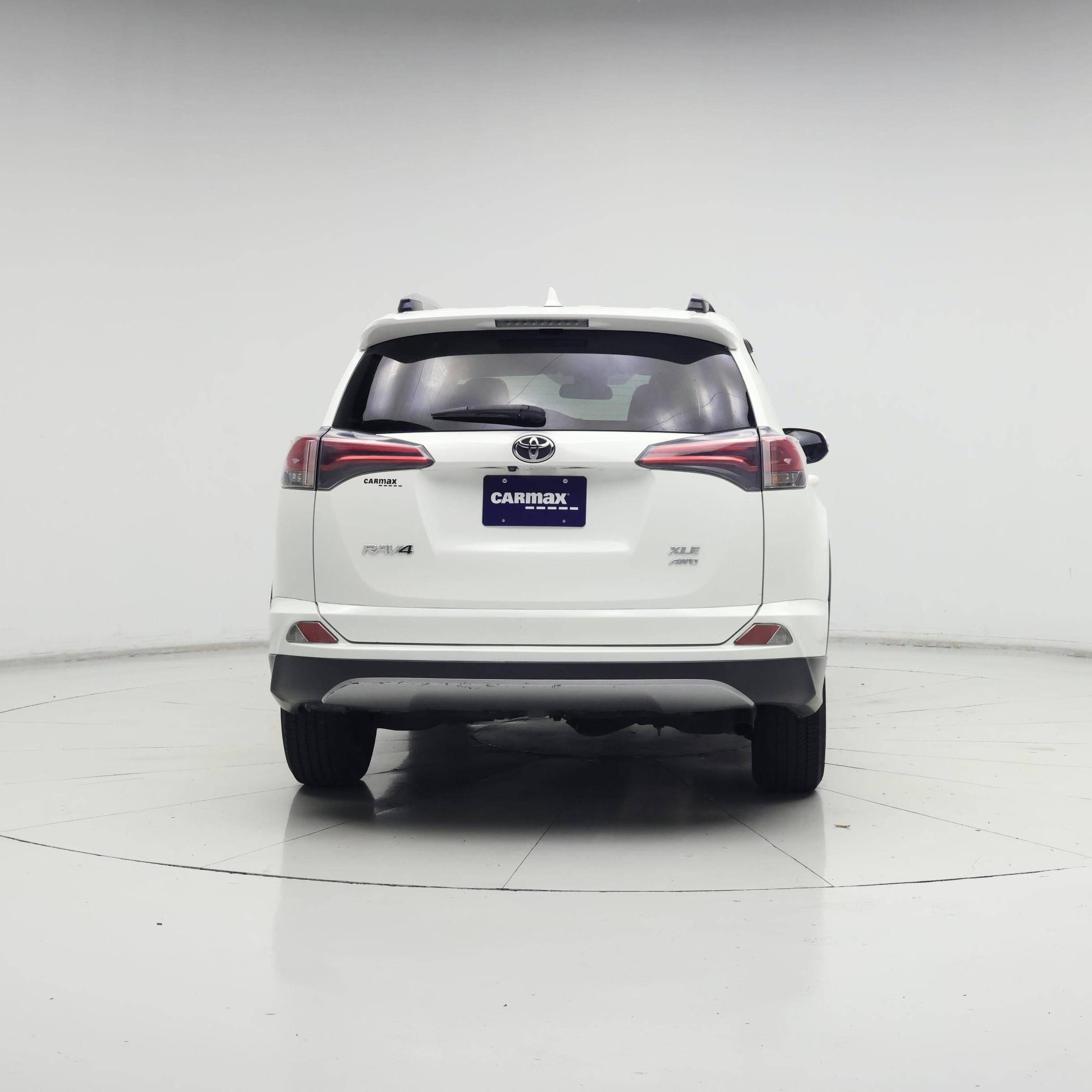 Thumbnail: 2017 Toyota RAV4 - 6