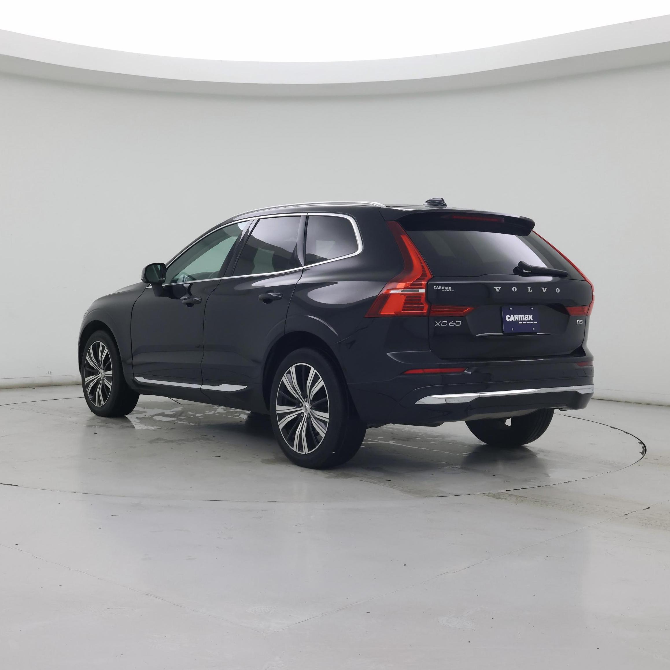 Thumbnail: 2023 Volvo XC60 - 2