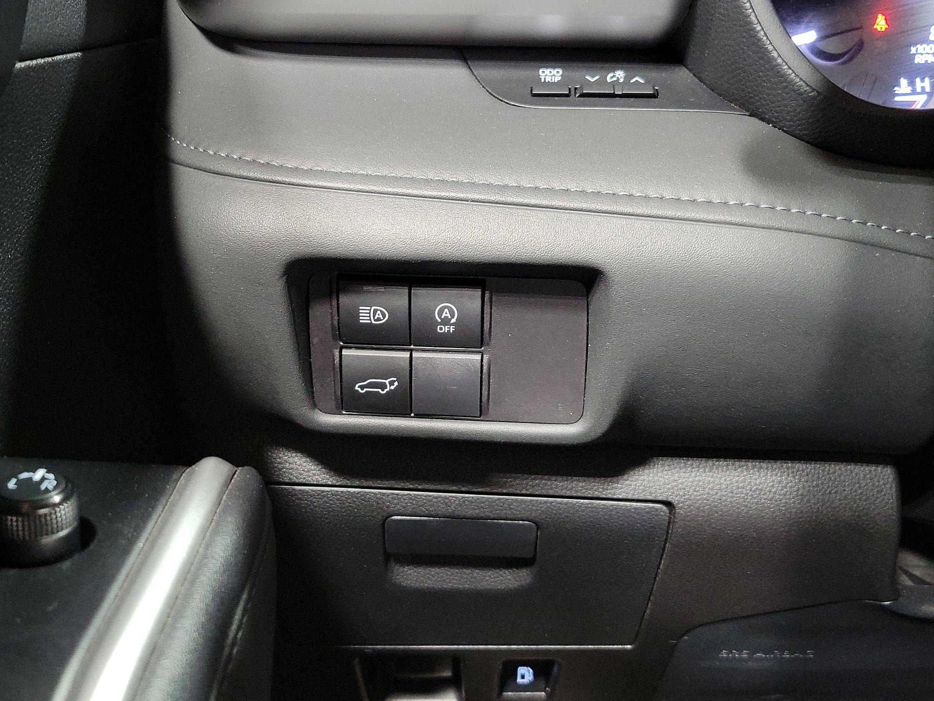 Thumbnail: 2024 Toyota Highlander - 13