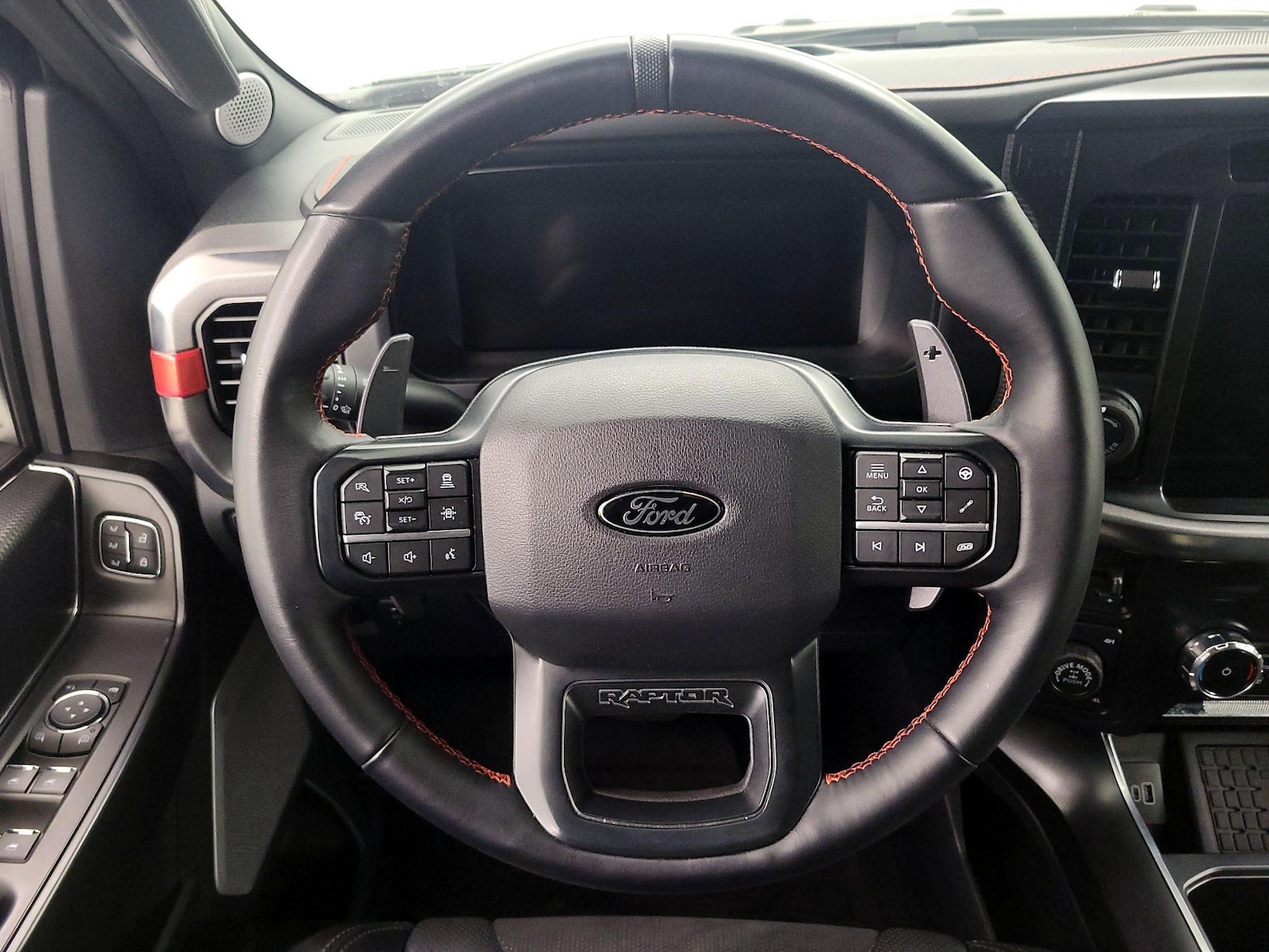 2025 Ford F-150 Raptor - Photo 11
