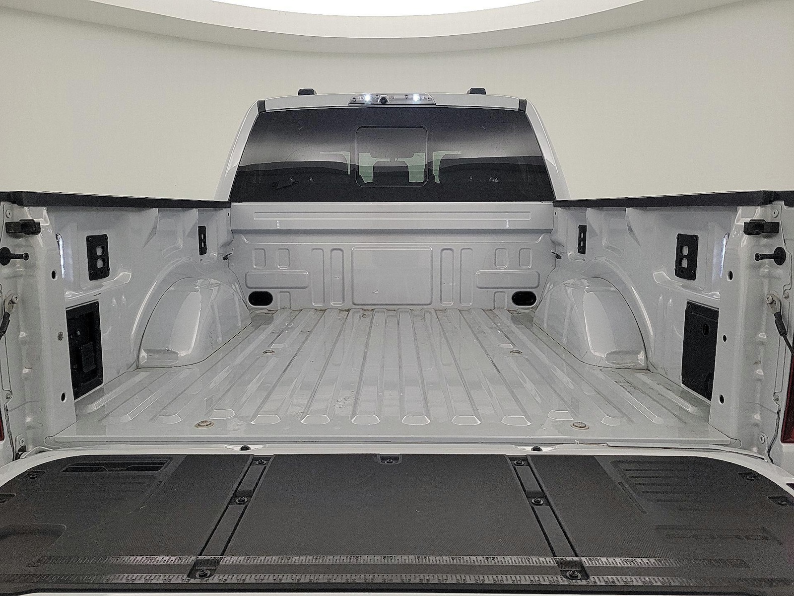 2025 Ford F-150 Raptor - Photo 21
